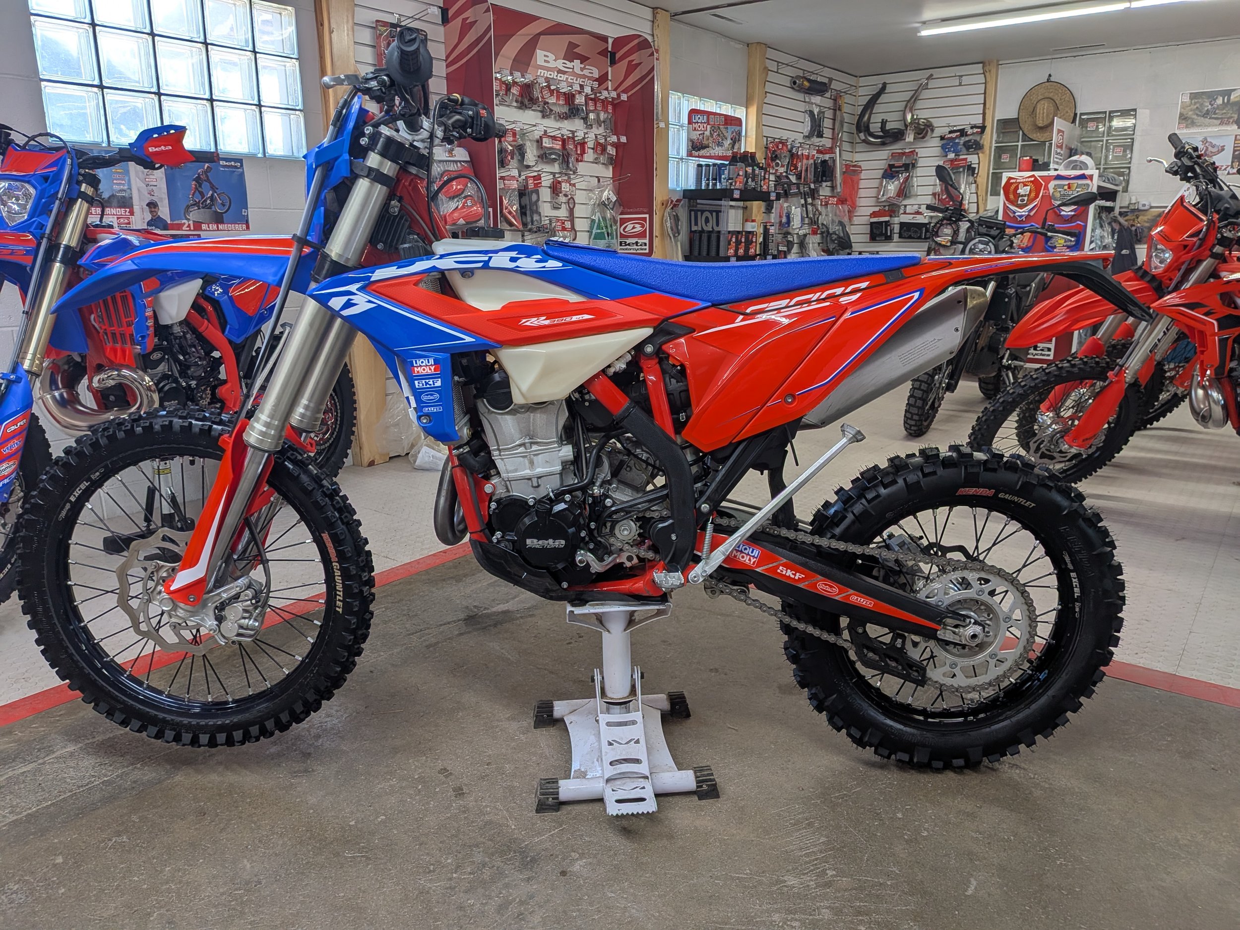 2023 Beta 390 RR $7990