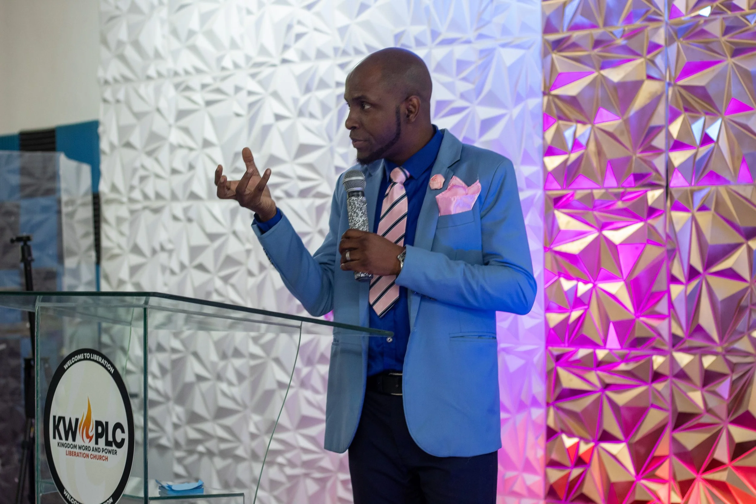 white & blue-108.jpg