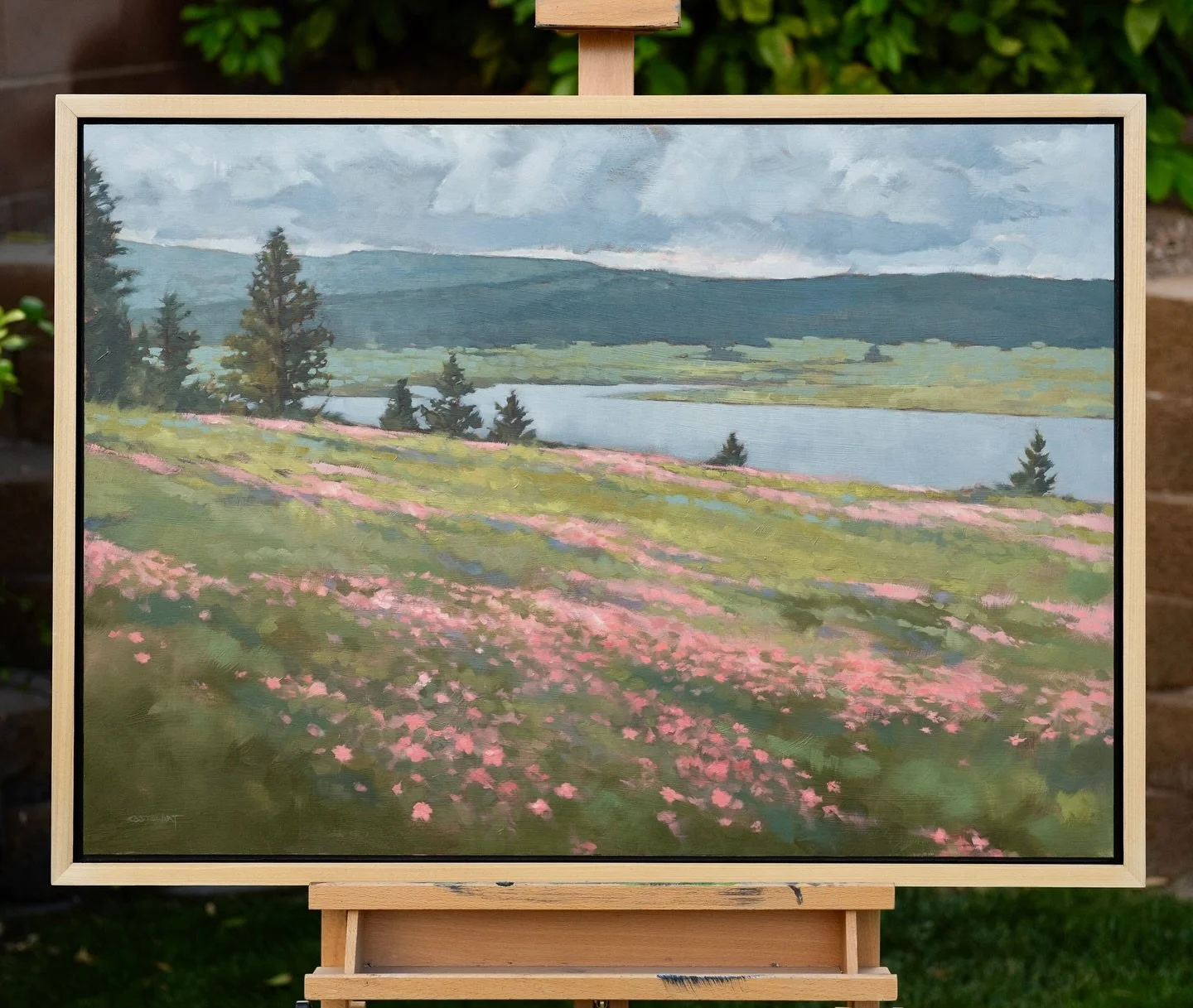 Delivered this commissioned oil painting to some of my favorite people in their incredible dream home this weekend. Thank you Tim and Em.

I thought Tim was trying to .5 lens my shiny forehead in the last pic and that&rsquo;s not cool.

#oilpainting 