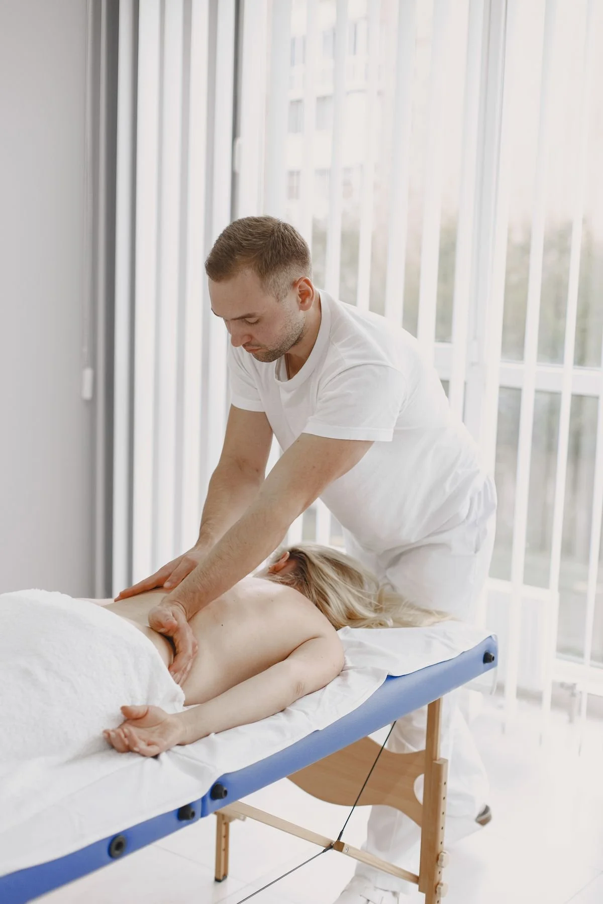 Abhyanga Full-Body Ritual — 60 Minutes