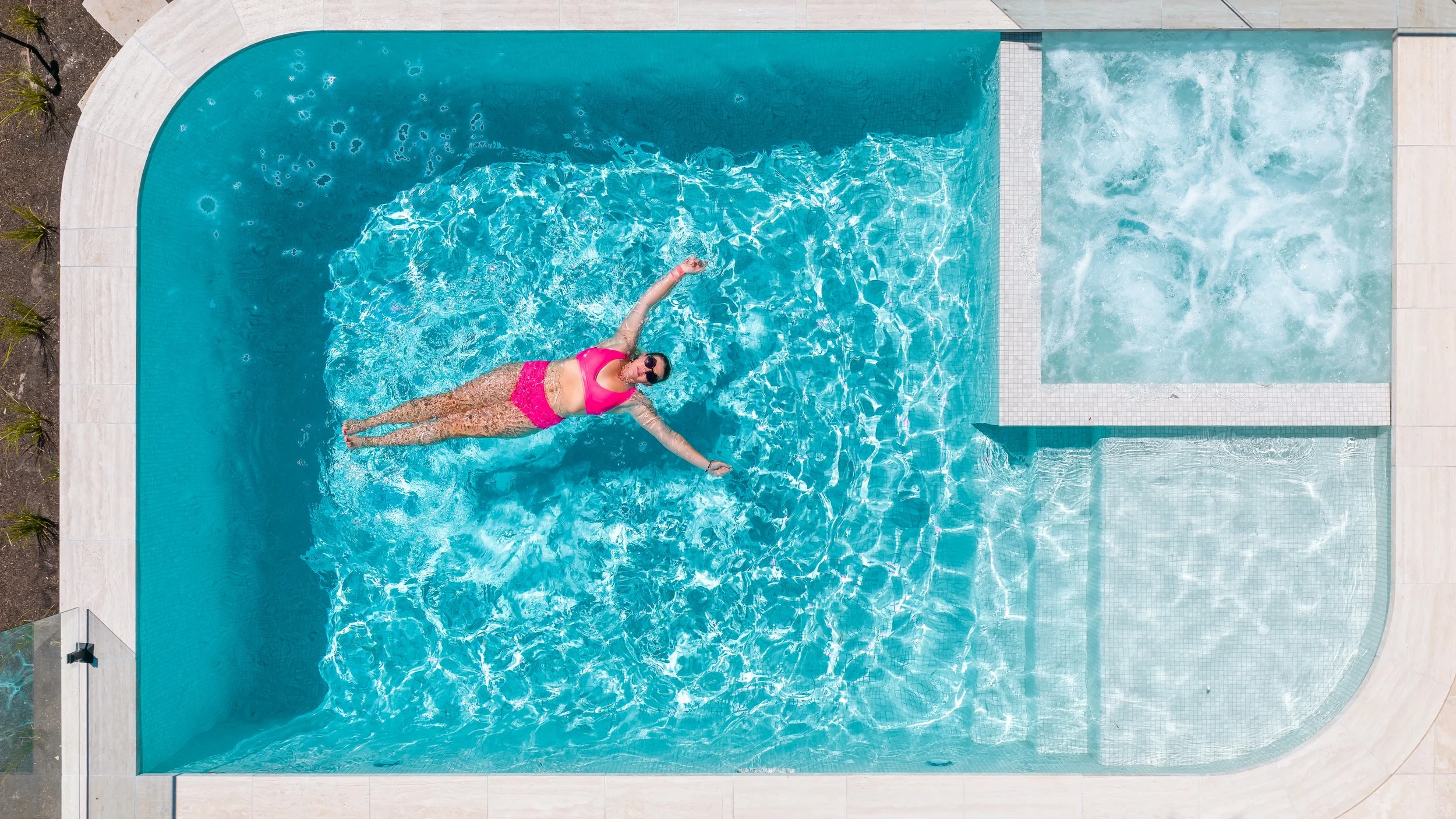 Zarah Littlejohn, founder of Pink Tradie Ladie, supporting women in trades on site