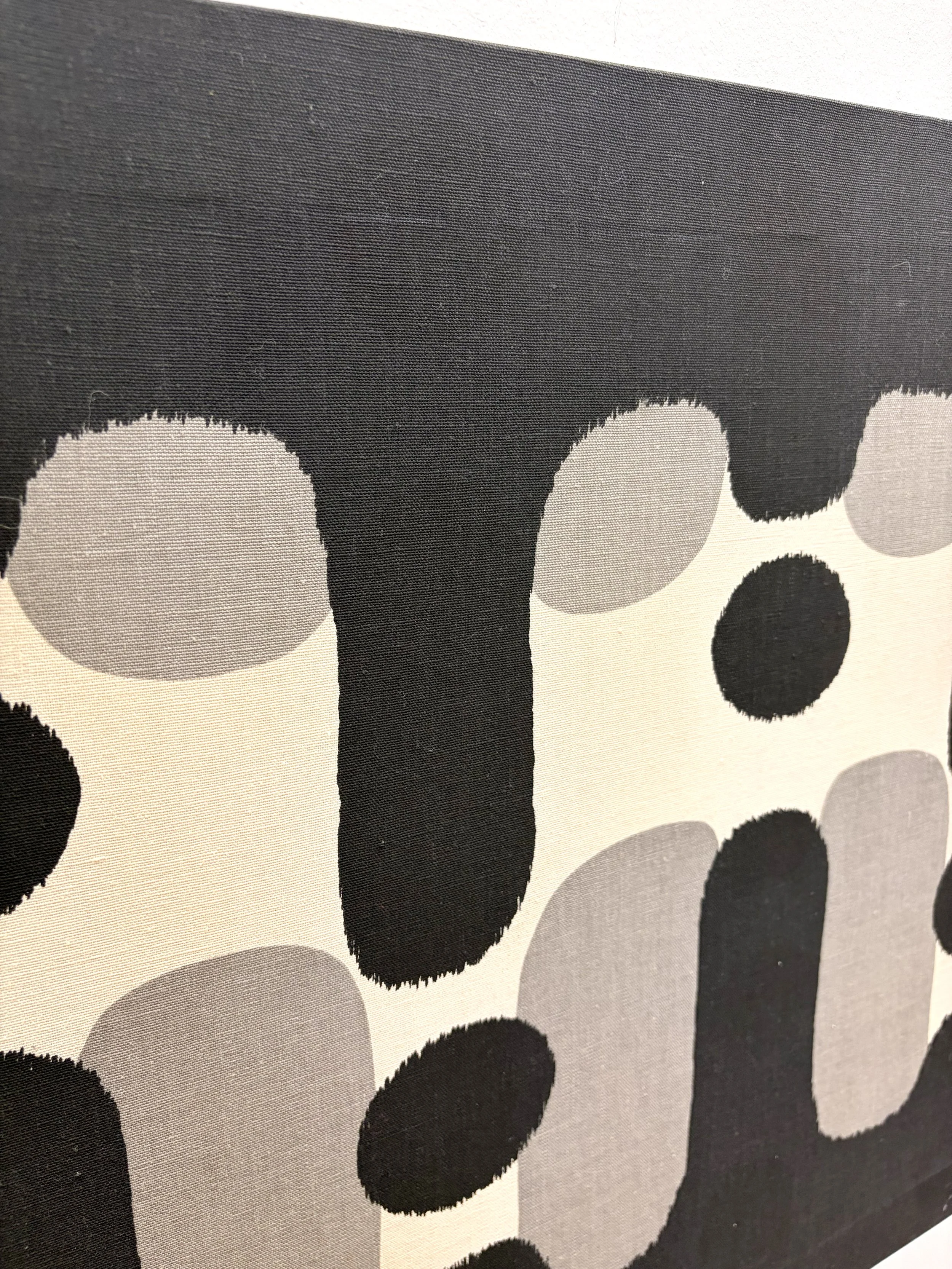 bnw-abstract-6.jpg