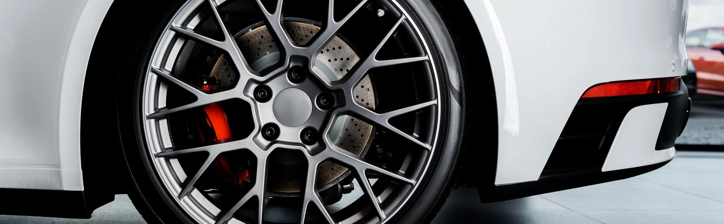 Alloy powder coated wheel