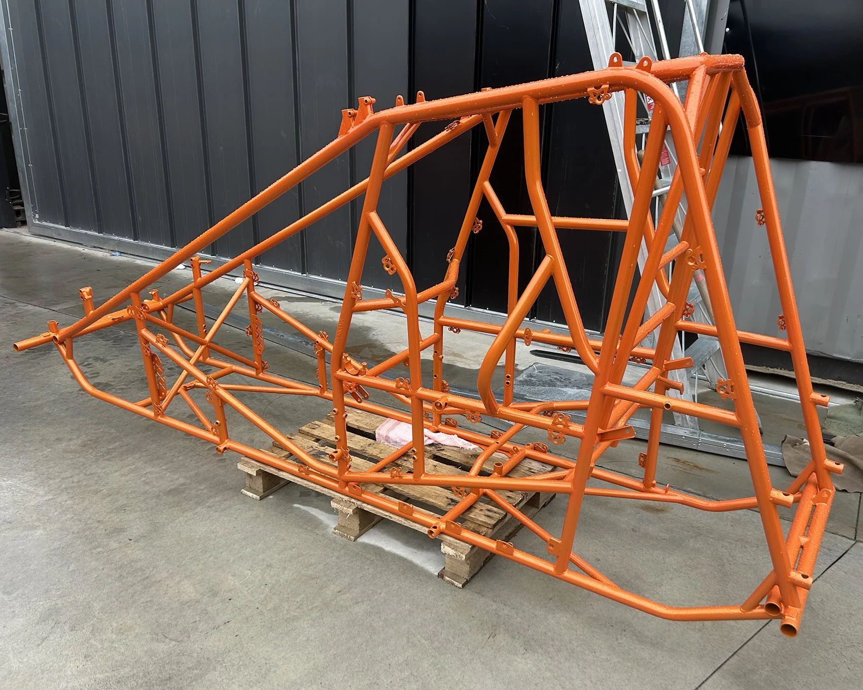 Prismatic Powder - Race Car Chassis