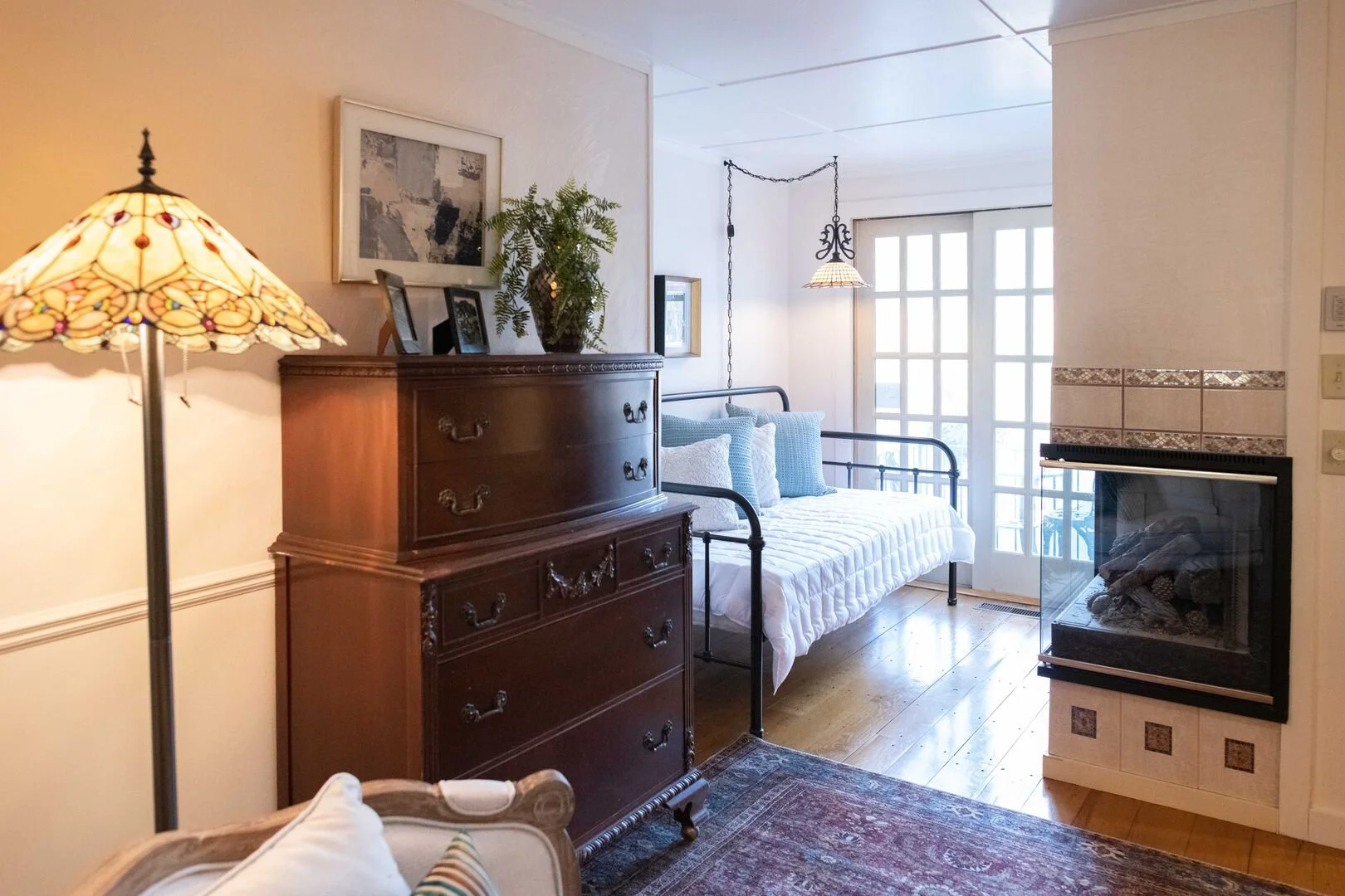 All rooms have ample storage for belongings.