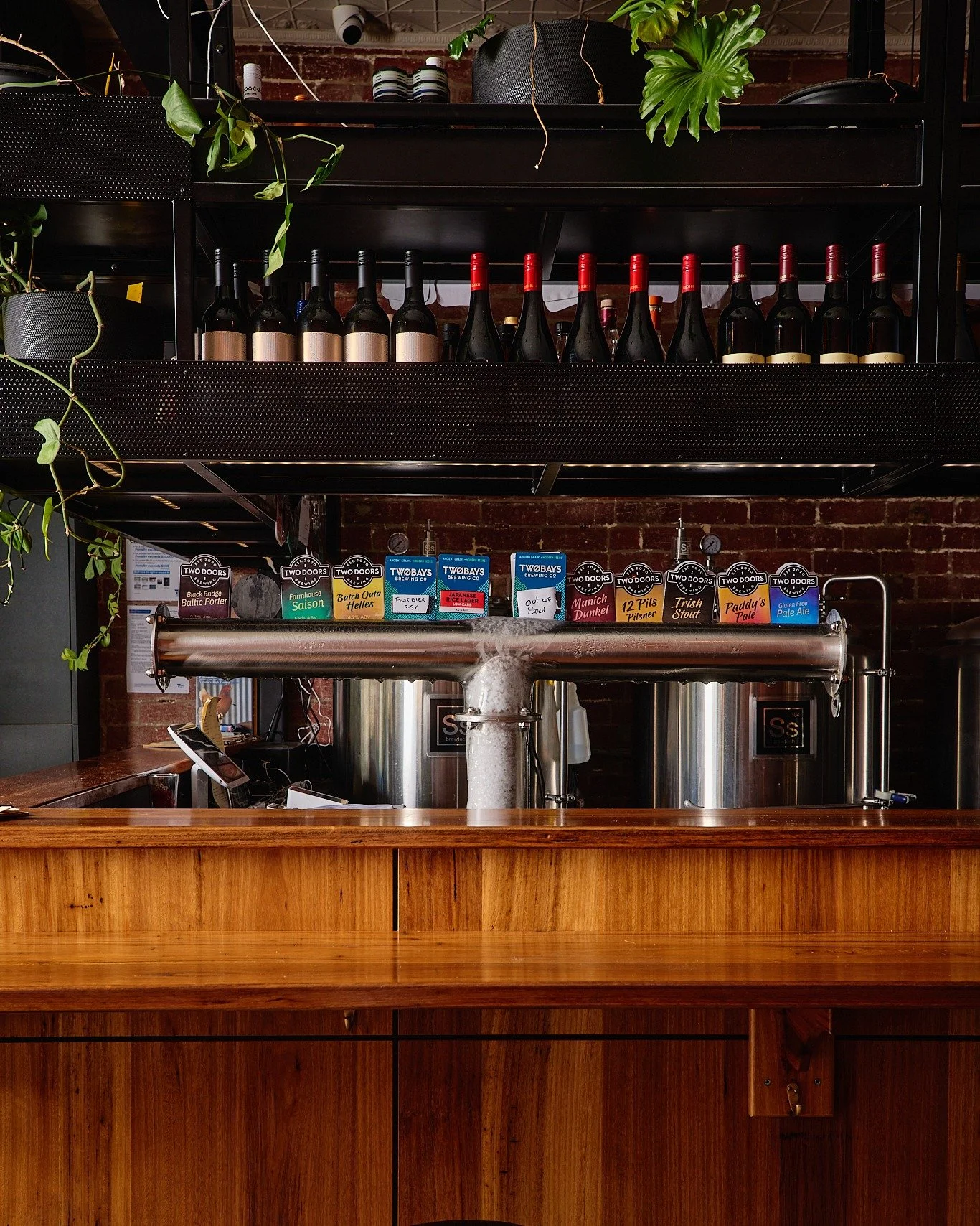 The taps are always changing.

Batch brews, seasonal pours, and gluten-free beers from our mates at Two Bays.

If you&rsquo;ve got a usual, we&rsquo;ll find it. If you want something new, we&rsquo;ll pour that too. Come in and see what&rsquo;s on.