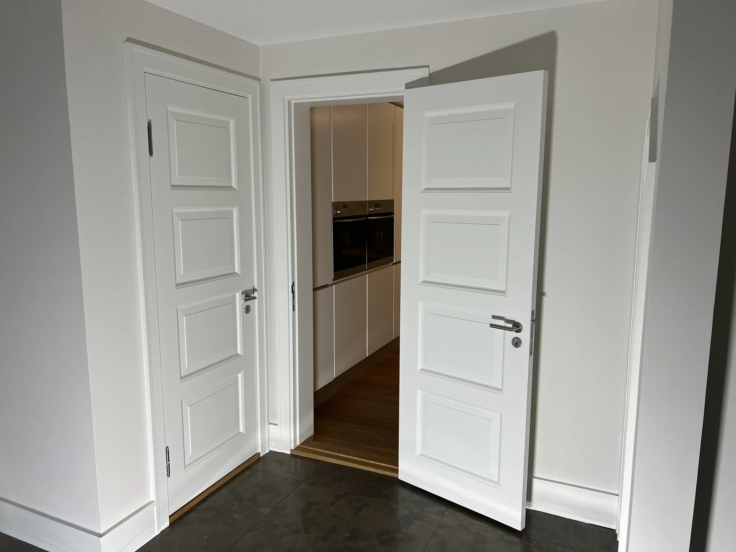 Custom interior door replica, painted door, 4 panel door, made by Snekker Travis Johnson