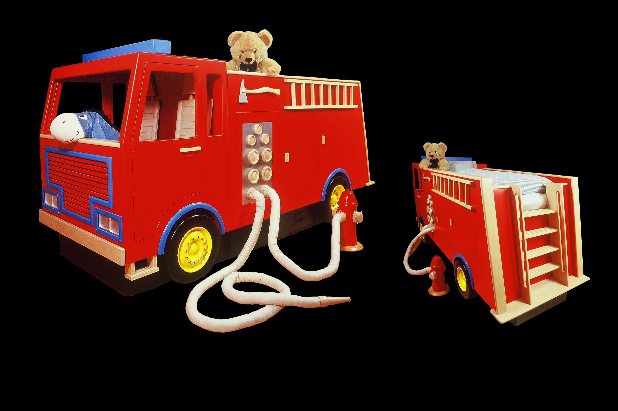 Brannbil seng, fire engine bed, barnerom, childrens room, made by Snekker Travis Johnson