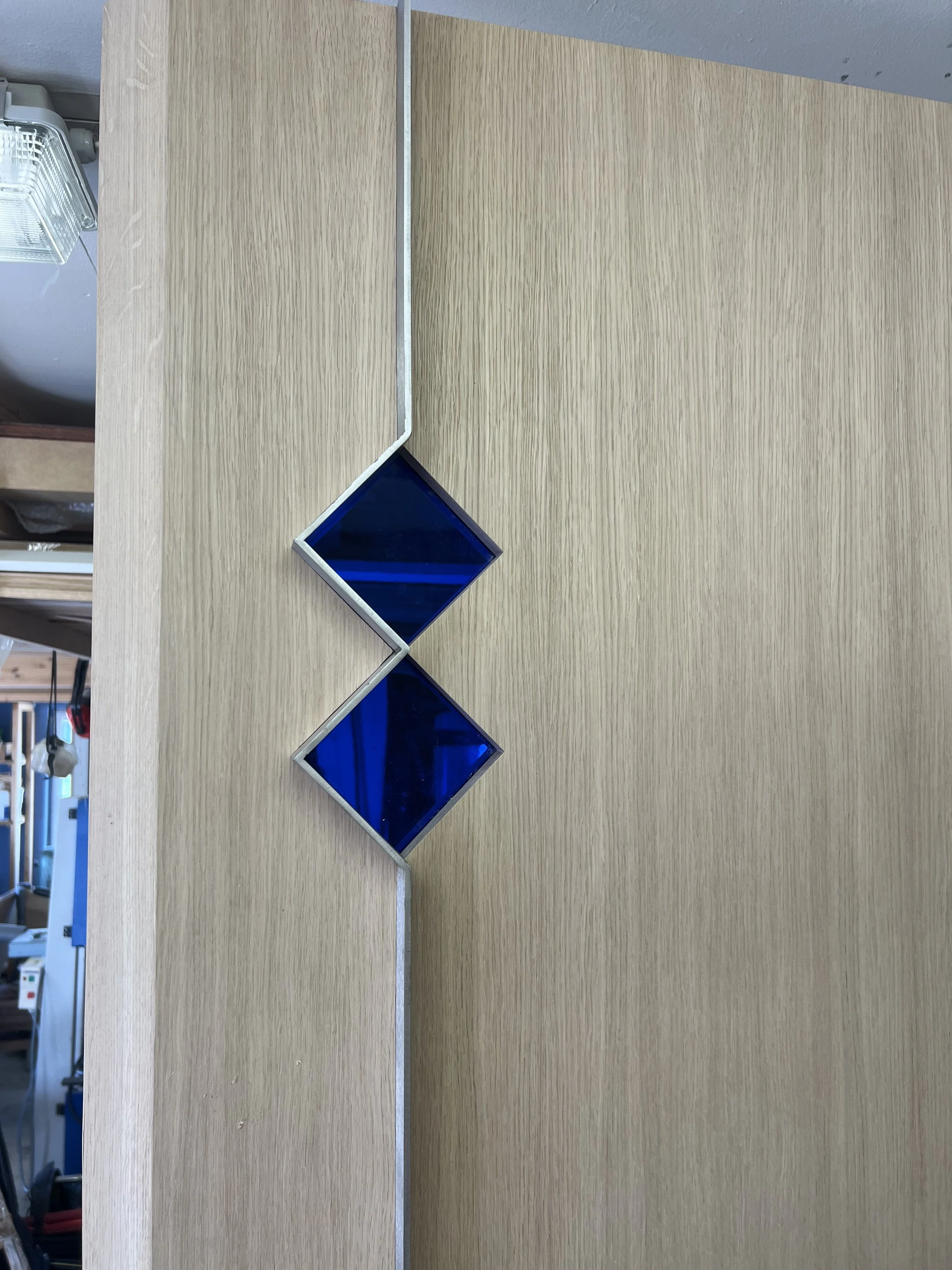 Custom oak interior door, eik dør, hidden hinges, made by Snekker Travis Johnson