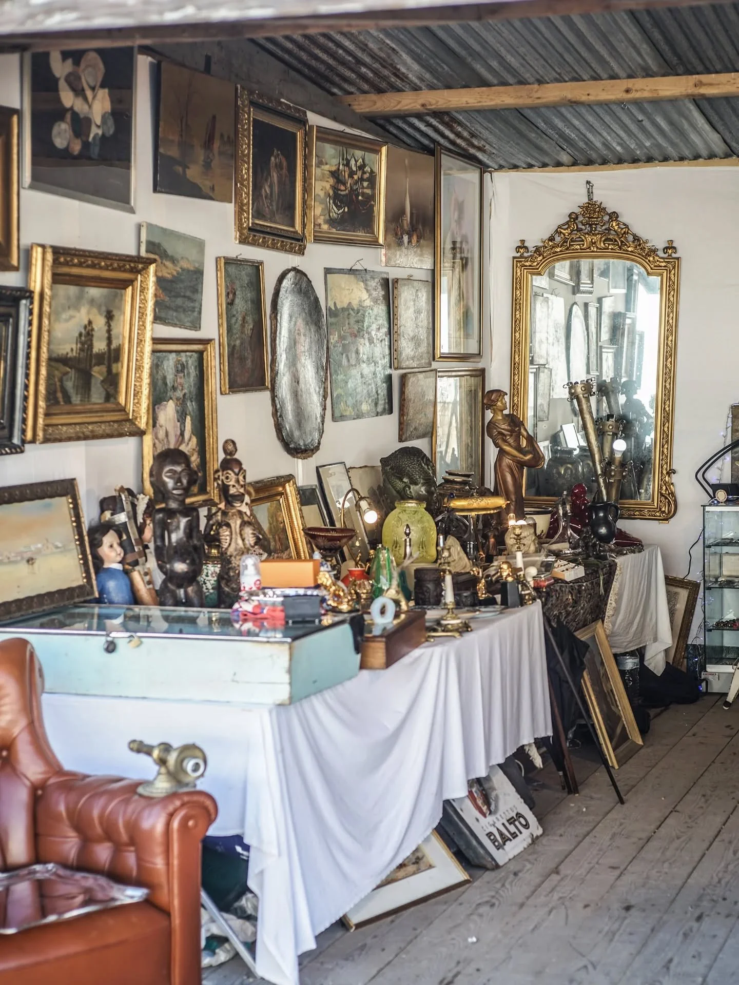 Retrouvez nous aux Quinconces jusqu'au 7 dėcembre

#paintings #antiquit&eacute;s #antic #paintingart #goldleaf #brocante #bordeauxmaville #bordeaux #bordeauxwine #antics #frames #history #historical #historic