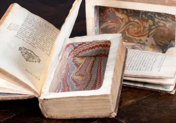 18th-century-french-leather-books-with-secret-compartments-186141_1024x1024.webp