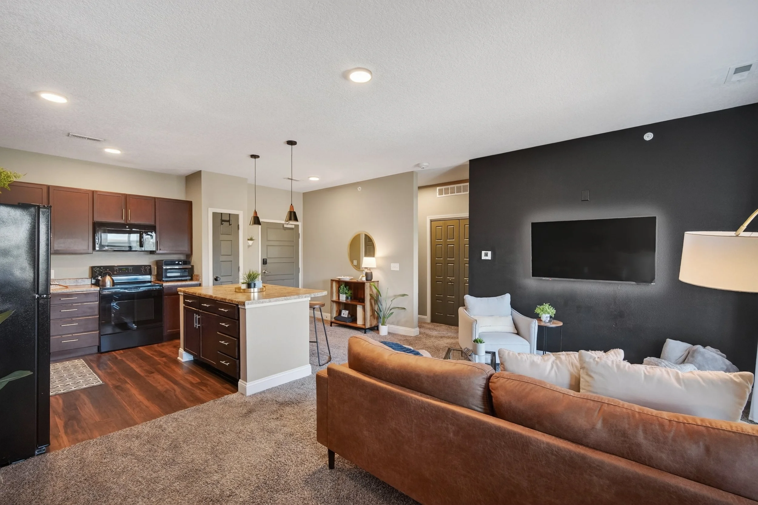 Hello Neighbor - Cascades - 9206 - Burke -26.jpg