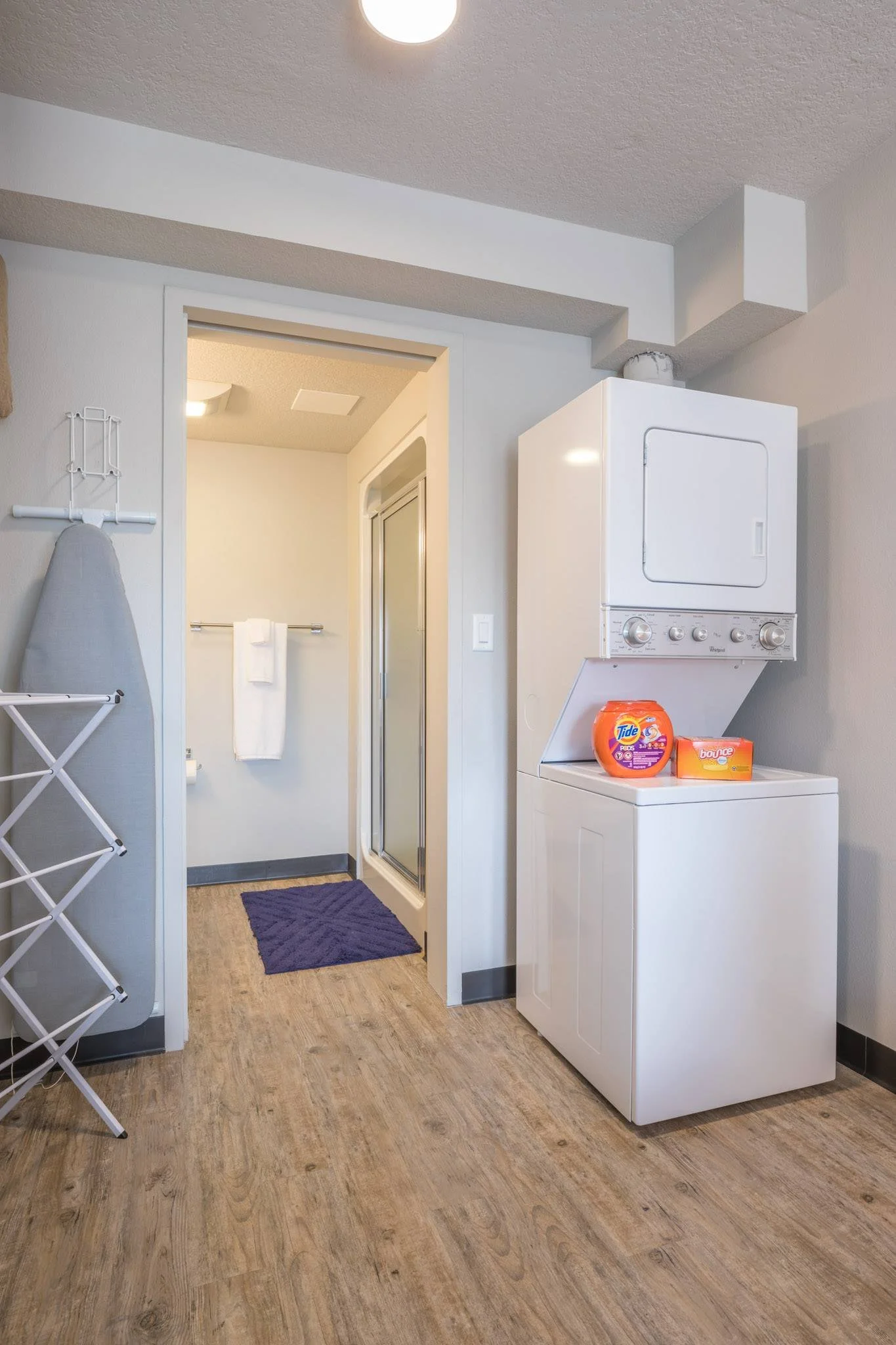 The Lyon - 205 - Namastay - 22.jpg