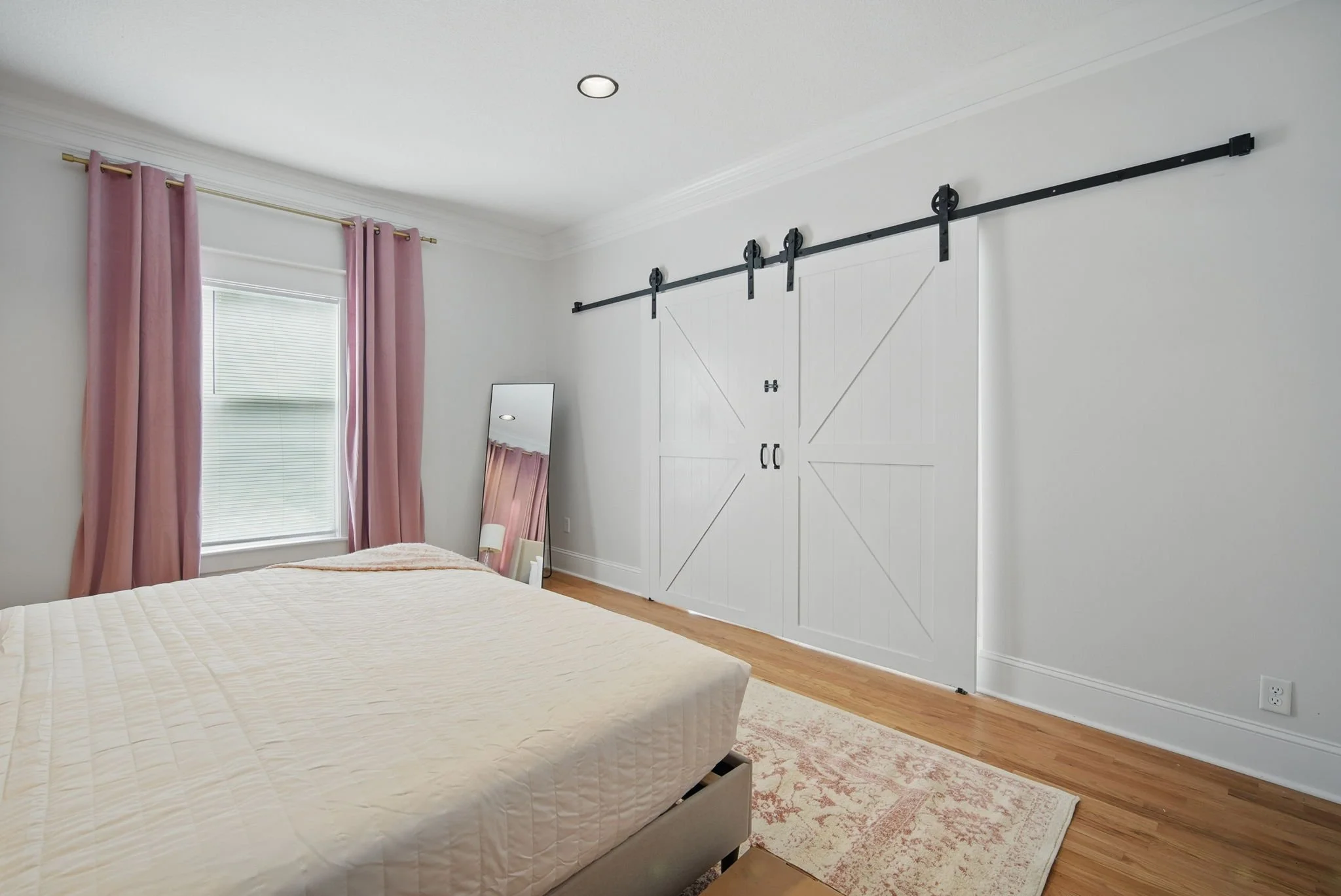 Hello Neighbor - Archer -56.jpg