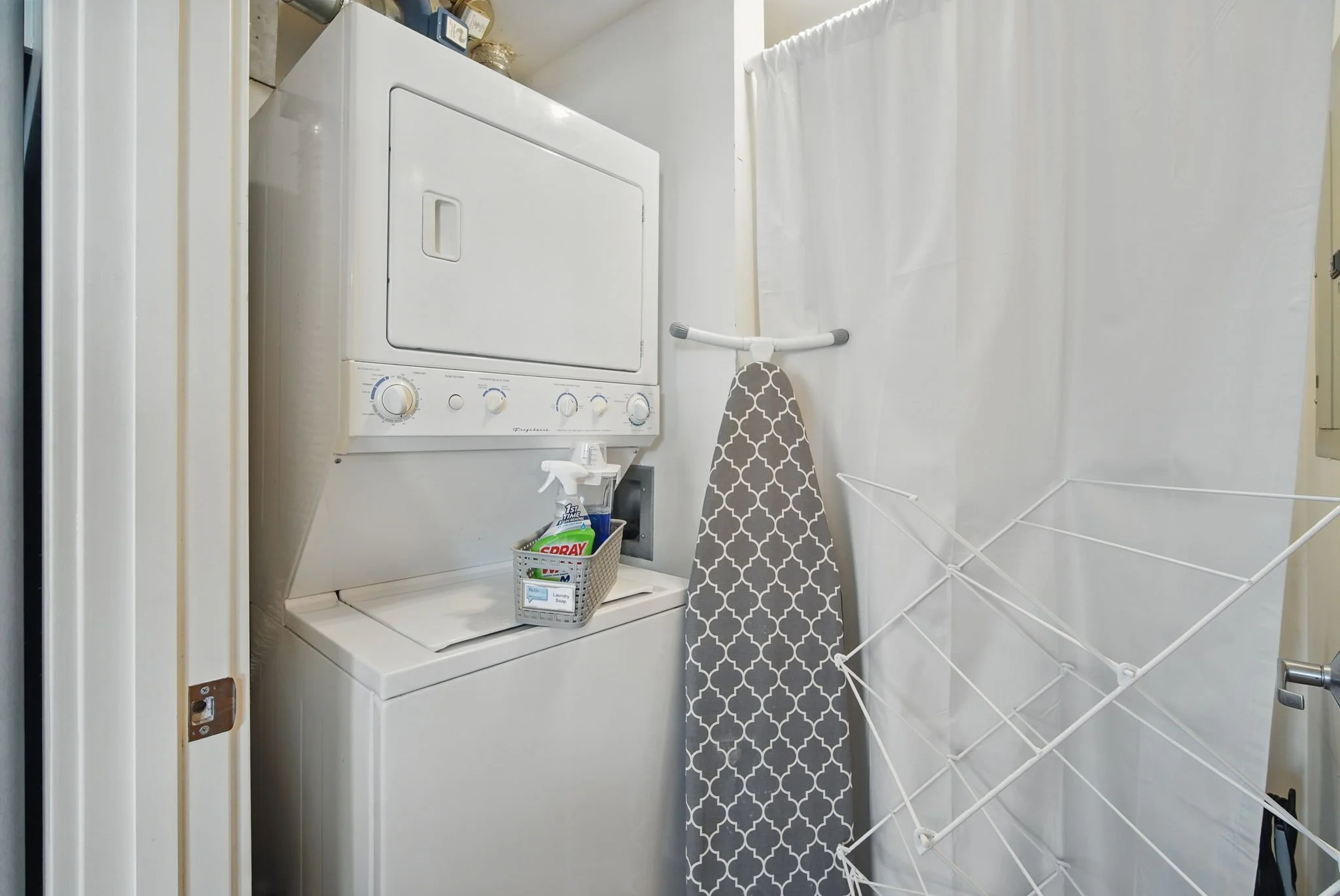 Hello Neighbor - Kirkwood - Rowan - 24.jpg