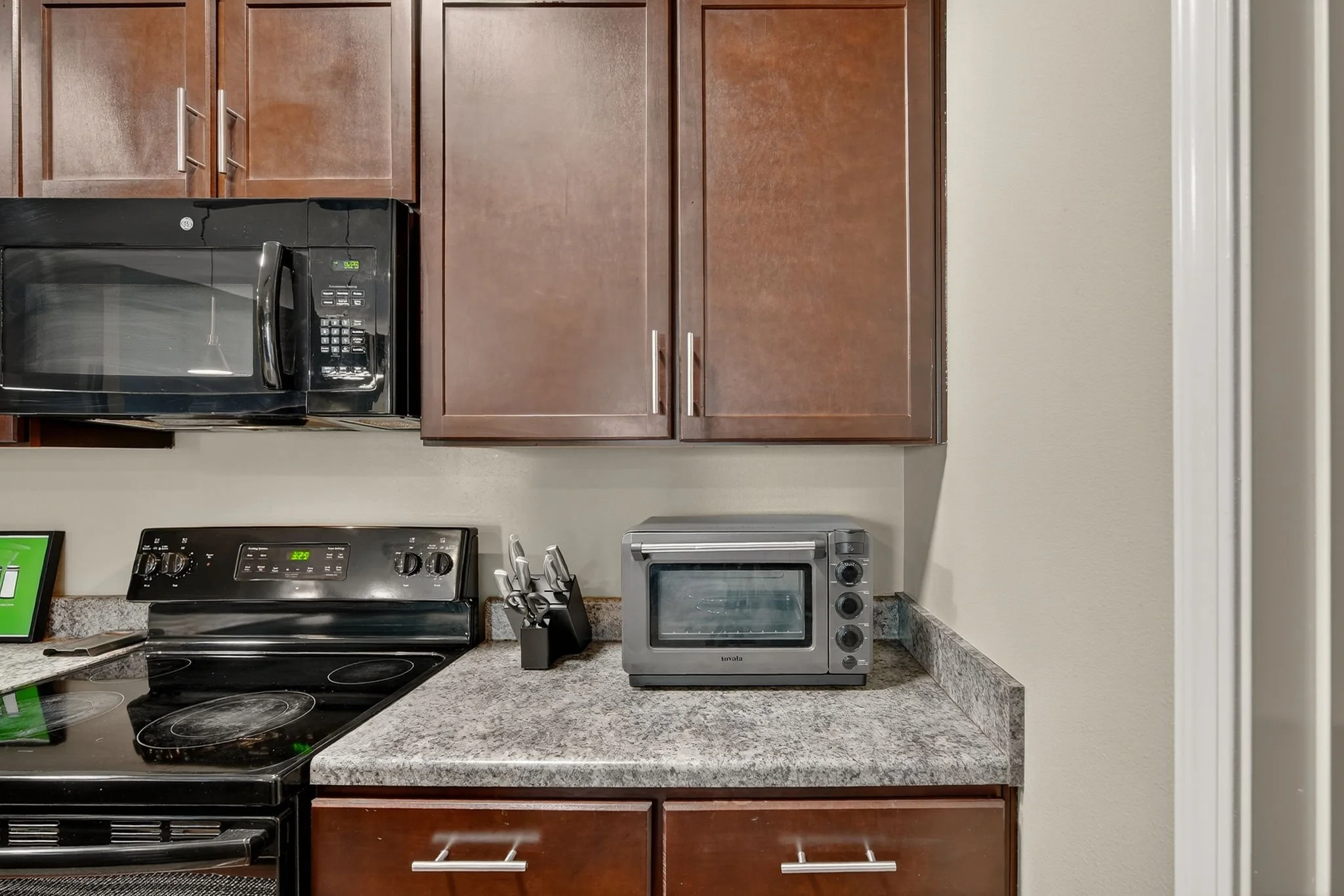 Hello Neighbor - Matteo - 34.jpg