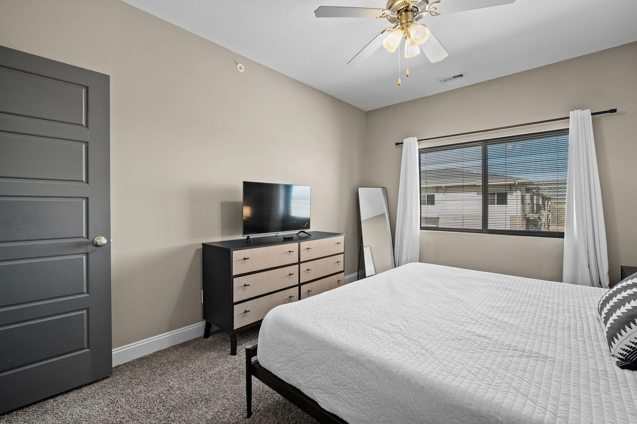 Hello Neighbor - Baker - Refresh - 10.jpg