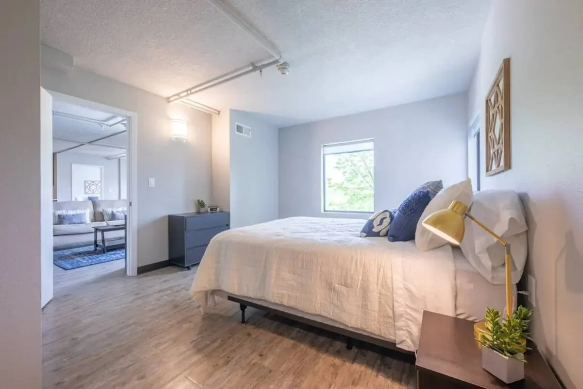 HN - Blue Stone - 7.jpeg