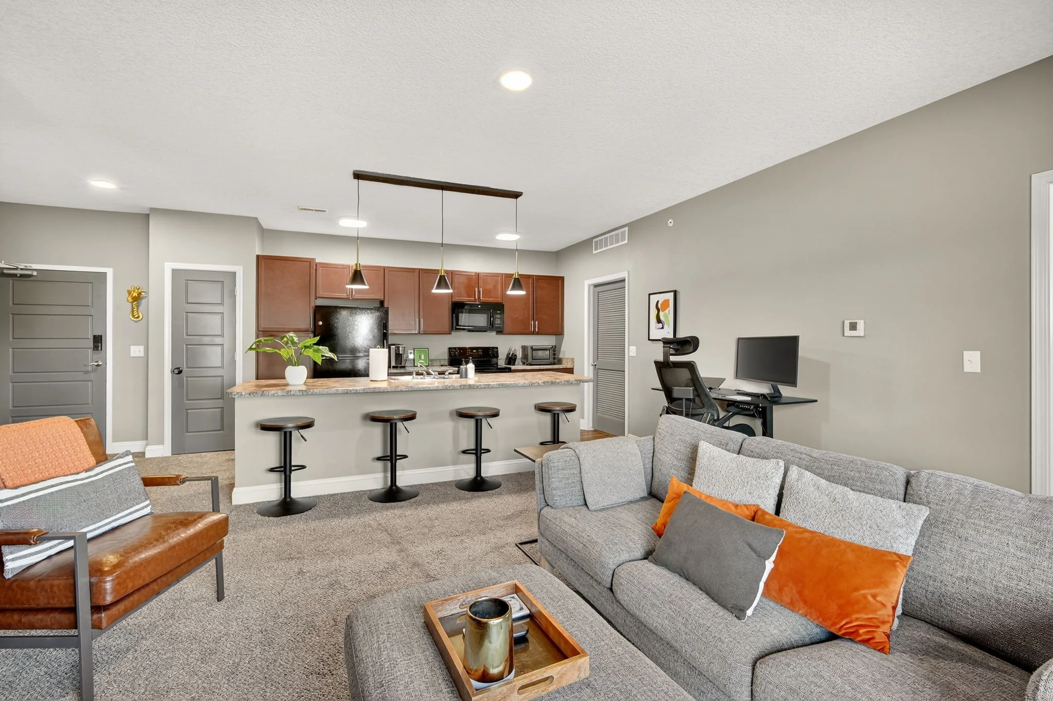 Hello Neighbor - Matteo - 11.jpg