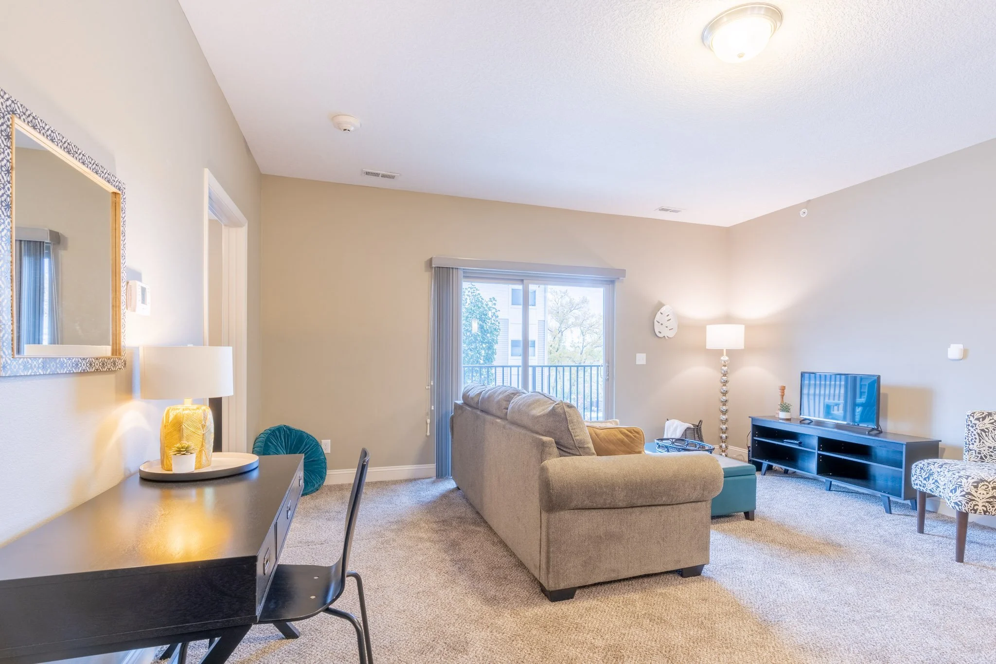 CJC - 8201 - The Palm - 12.jpg