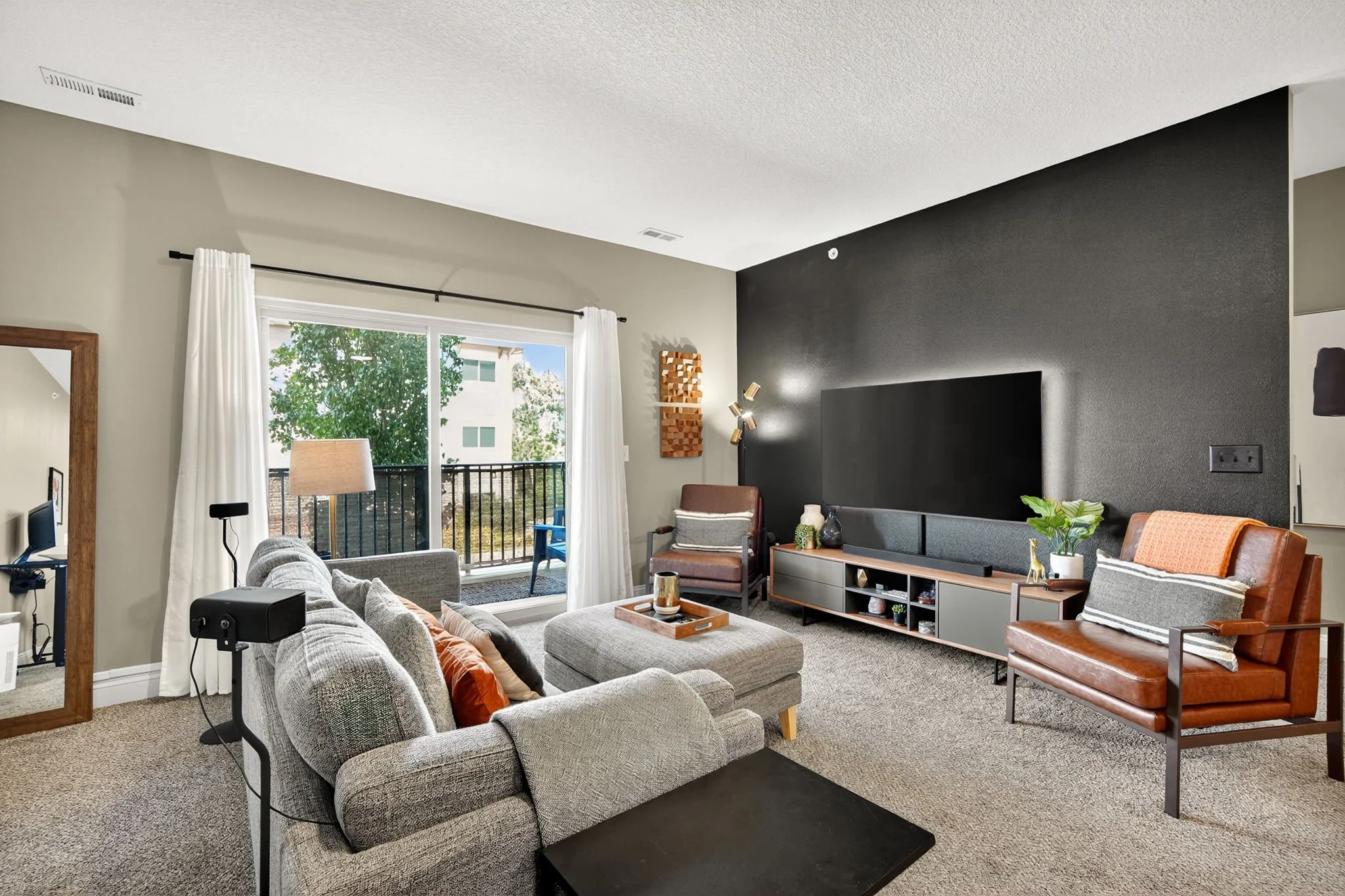 Hello Neighbor - Matteo - 10.jpg