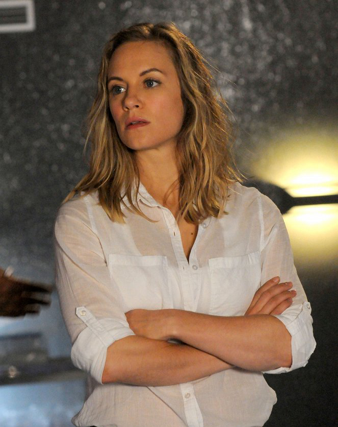 deep blue sea 2 (6).png