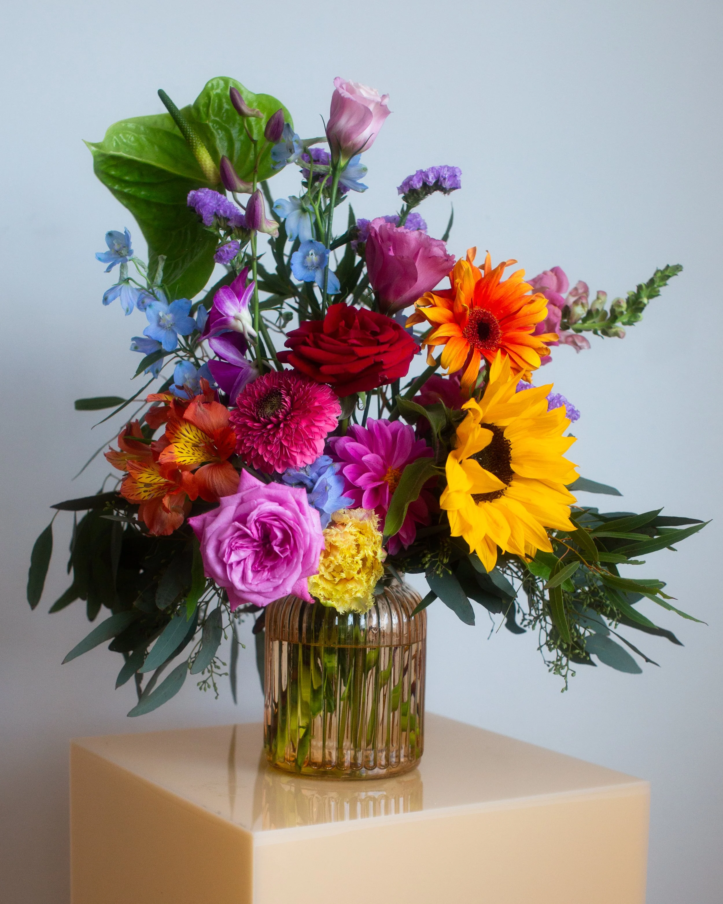 FloralNess Vase Flower Arrangement