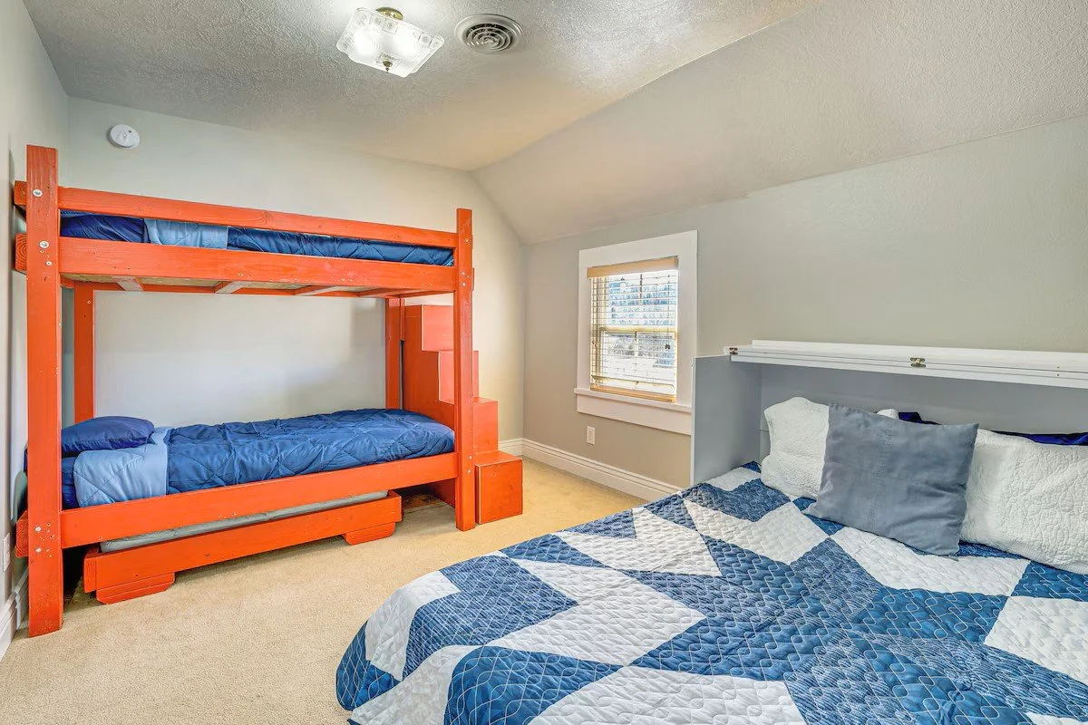 Shine! 2026 - Shared Space + En Suite (Main House Upstairs) - TWO SPOTS REMAINING