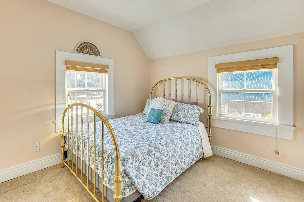 4f1e23fd.webp (Copy)