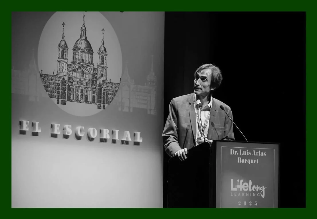 La setmana passada, el Dr. Llu&iacute;s Arias va participar al curs #LifeLongLearning dirigit pel Dr. Pedro Corsino a El Escorial. Hi va presentar tres pon&egrave;ncies:
👁️ &ldquo;#AtrofiaGeogr&agrave;fica. Un repte terap&egrave;utic&rdquo;
👁️ &ldq