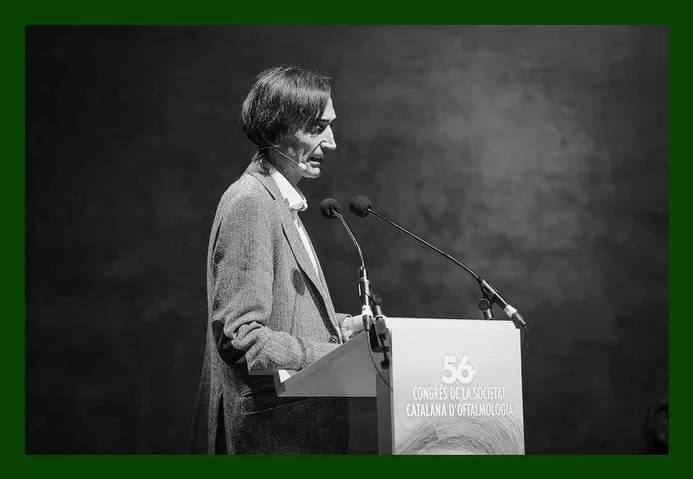👨🏻&zwj;🏫 Un any m&eacute;s, el Dr. Llu&iacute;s Arias va participar al congr&eacute;s de la @scoft_cat (Barcelona, 20-22 de novembre), on va:
- Moderar el simposi de Topcon
- Presentar una pon&egrave;ncia sobre la utilitat de la #SweptSourceOCT en