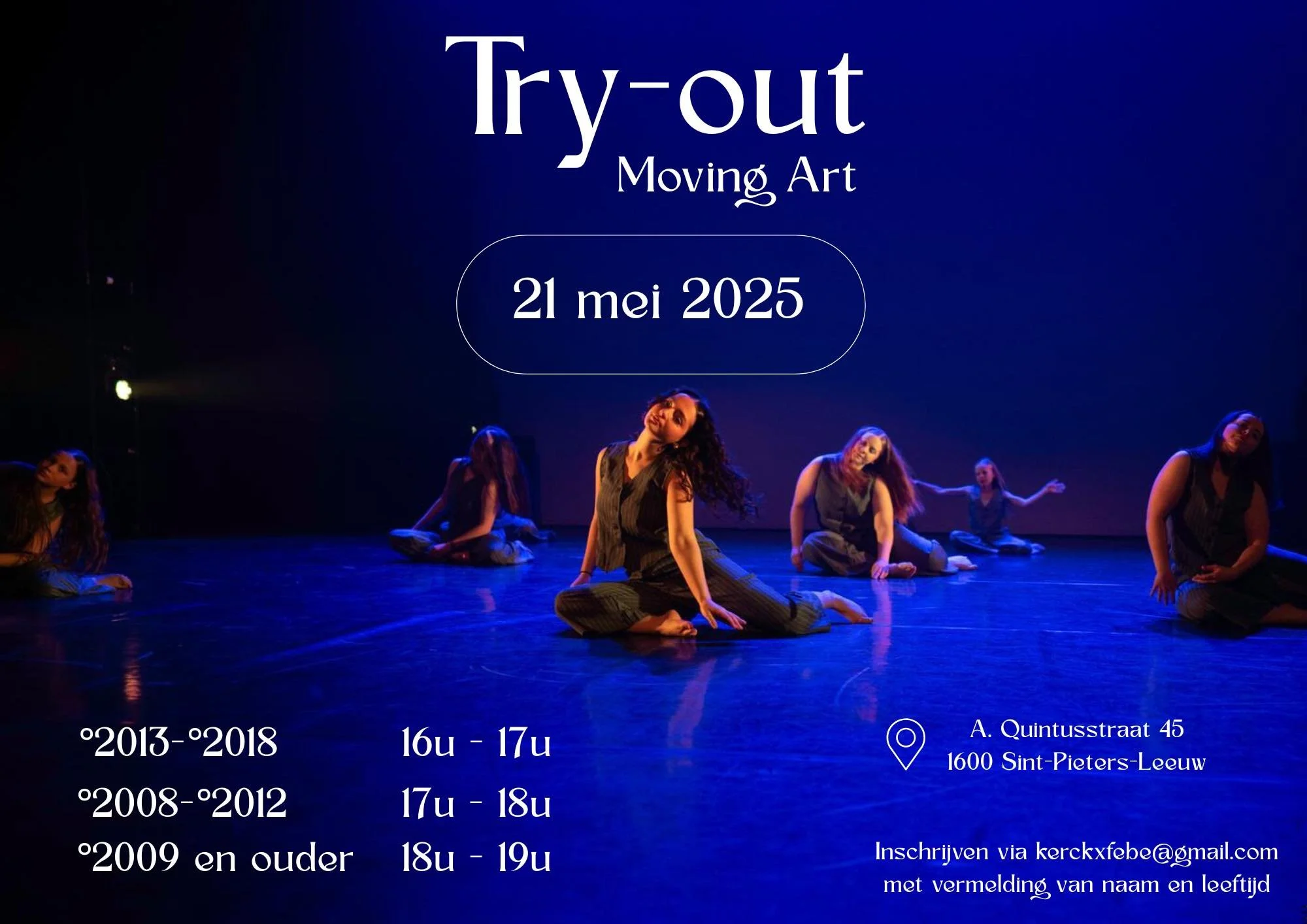 Poster voor een dansvoorstelling getiteld 'Try-out Moving Art' op 21 mei 2025, met een foto van dansers op het podium en details over data, tijden en locatie.