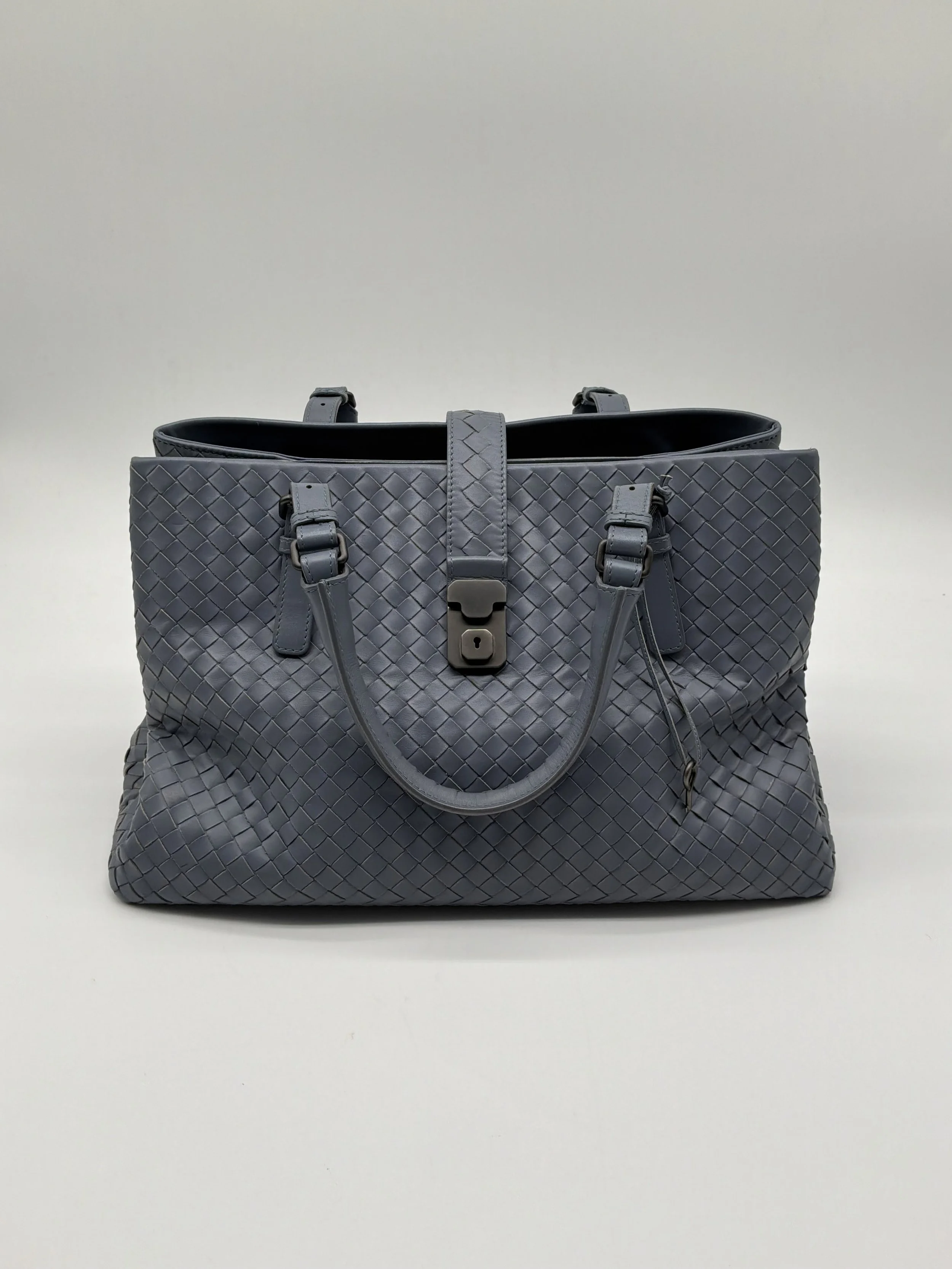 Bottega Veneta Intrecciato Leather Tote Bag – Slate Gray