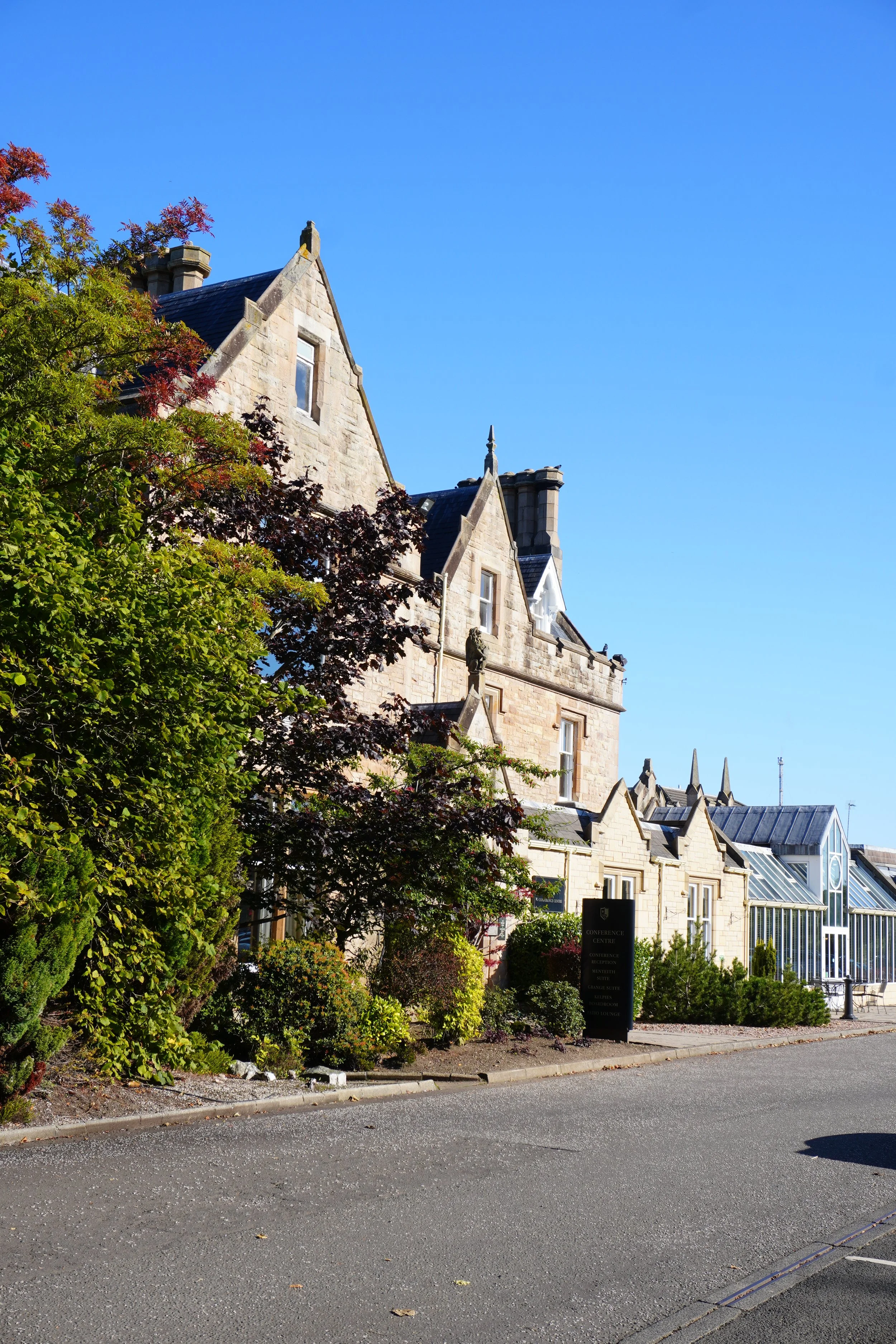 Leadership retreat location