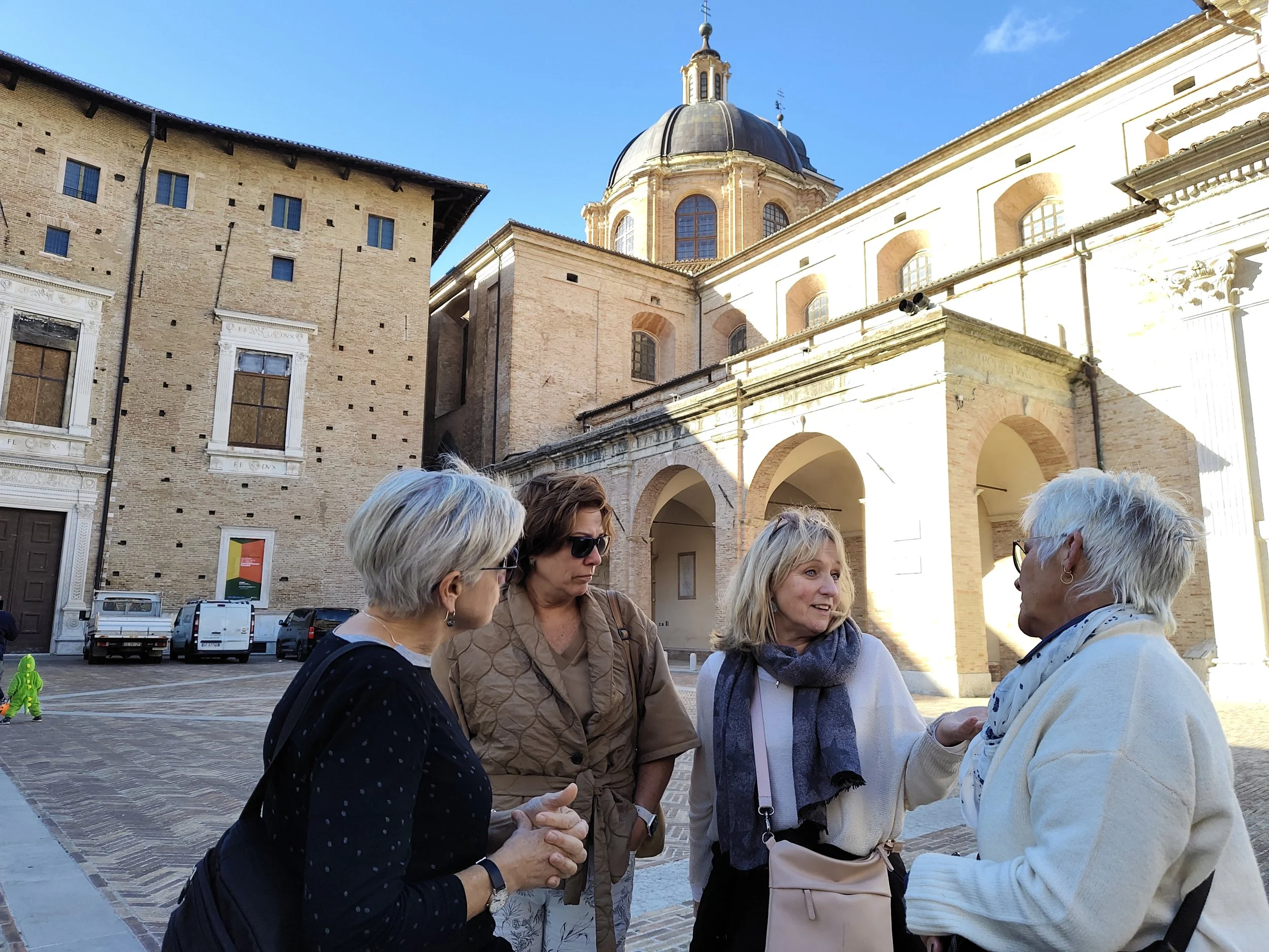 Attività in lingua italiana per le strade della bellissima Urbino, città rinascimentale importantissima nel Rinascimento