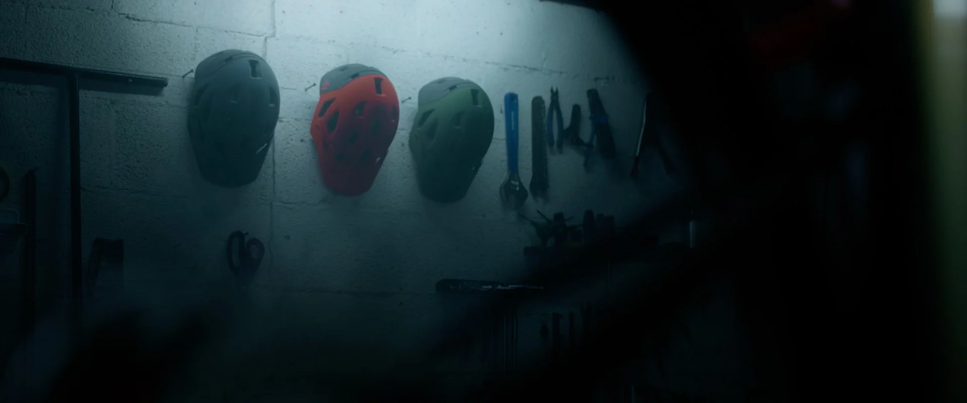 Choose your style_no grpahics_Master.00_00_02_06.Still001.jpg