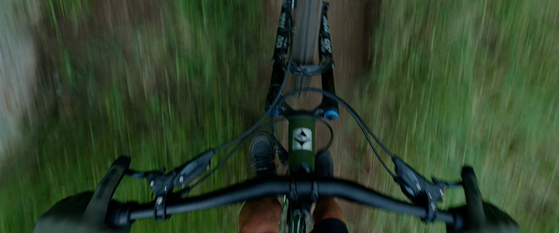 Choose your style_no grpahics_Master.00_00_32_12.Still028.jpg