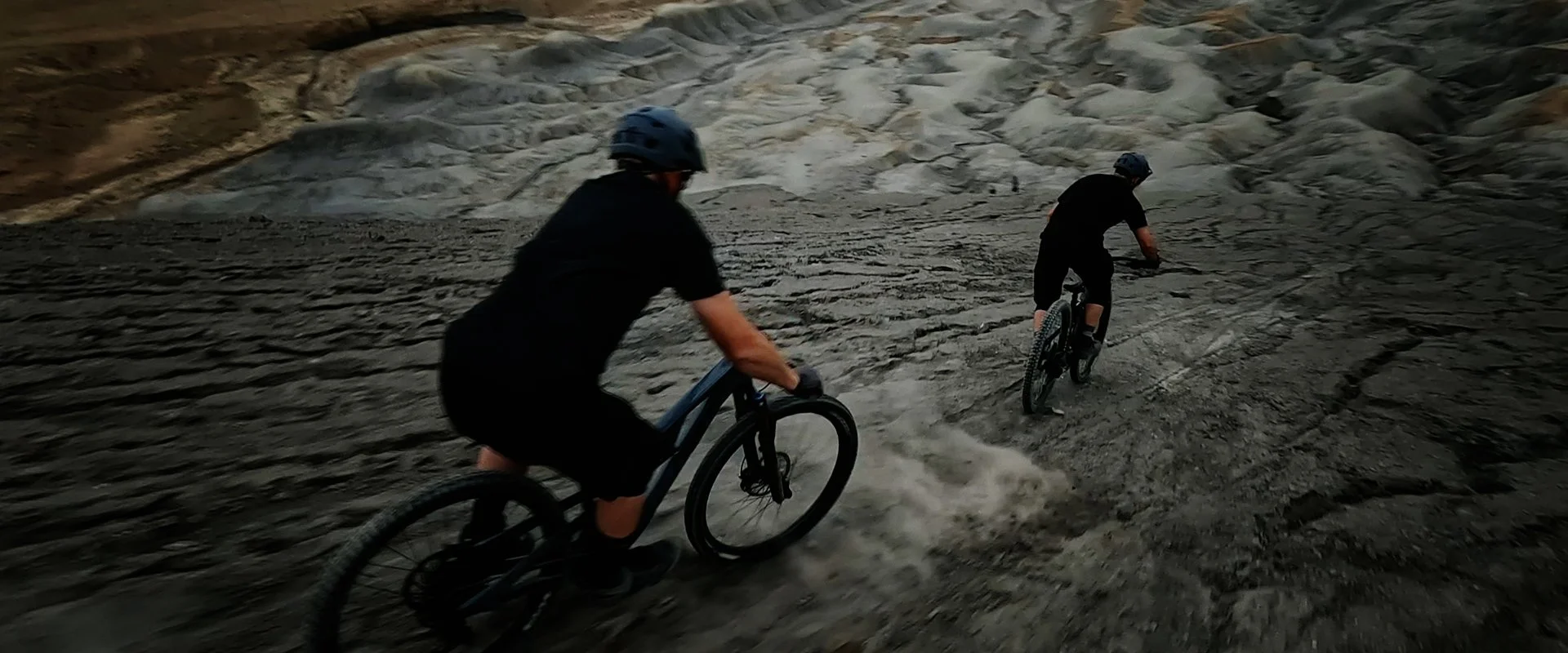 Choose your style_no grpahics_Master.00_01_08_12.Still051.jpg