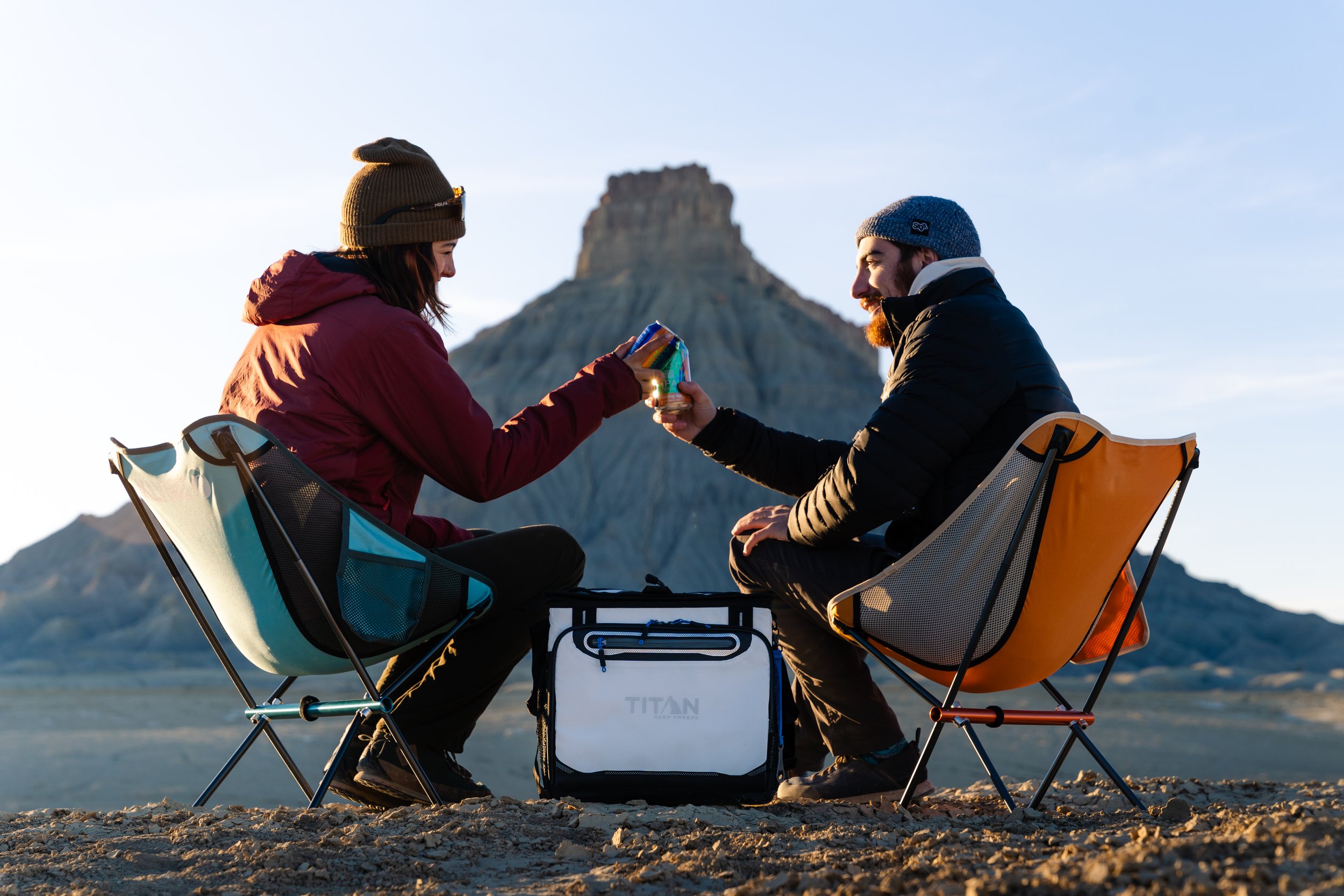 40c Collapsible White (3 of 5).jpg