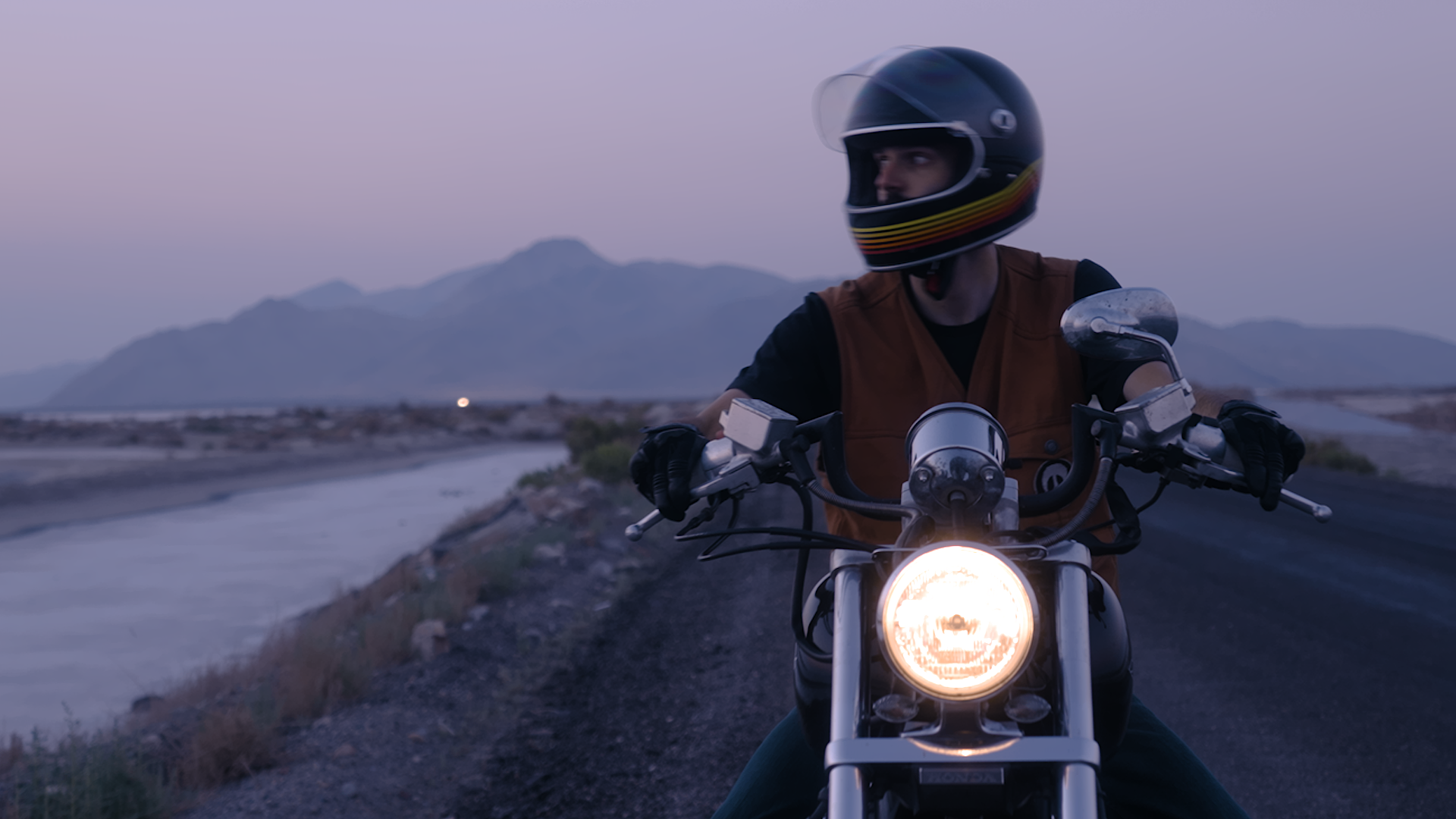 Biltwell Spec Ad.00_00_50_21.Still049.png