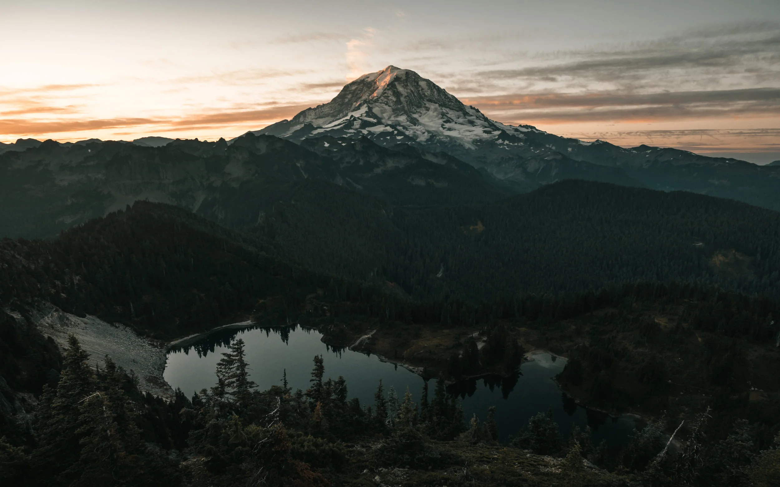 Rainier_Sunrise.jpg