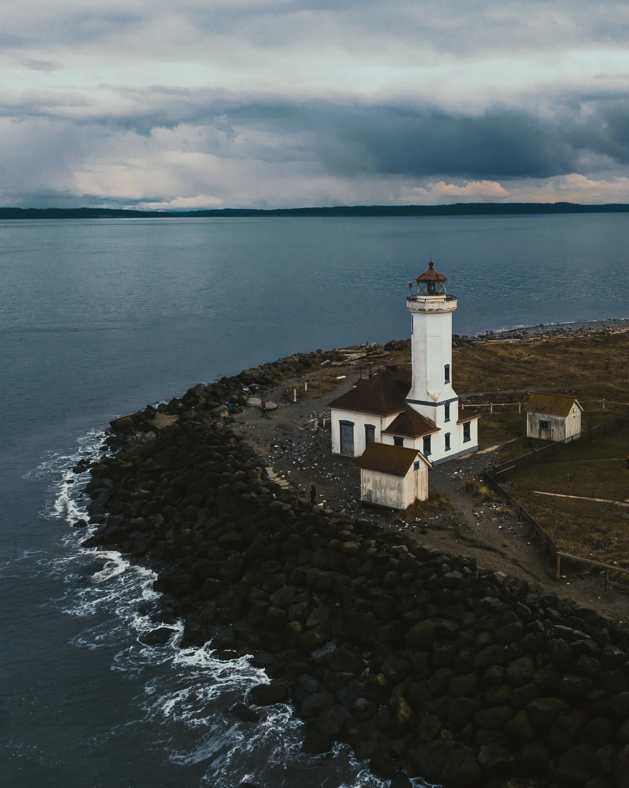 LightHouse-3.jpg