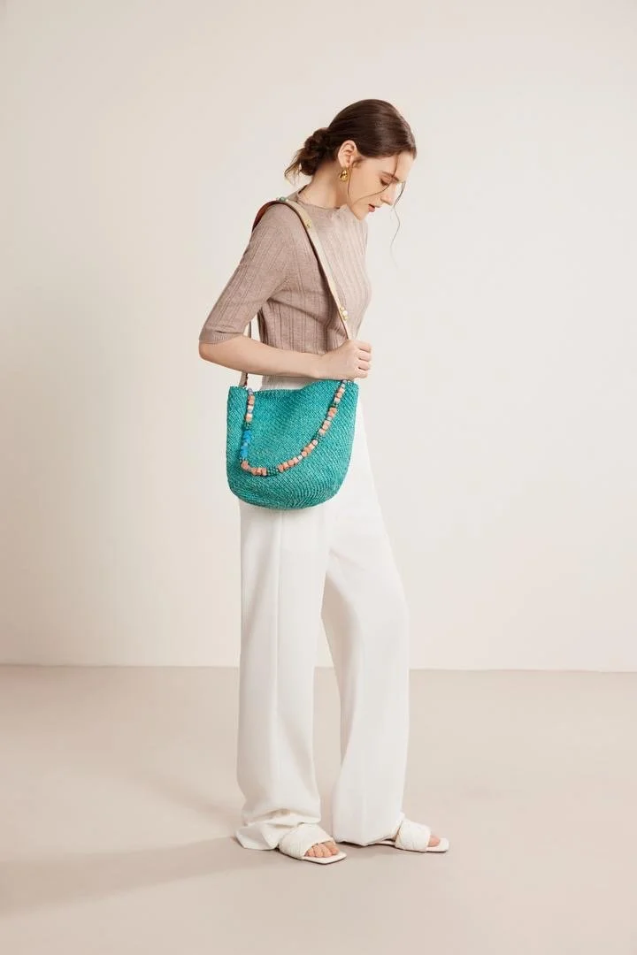 💎 The Turquoise Lirio