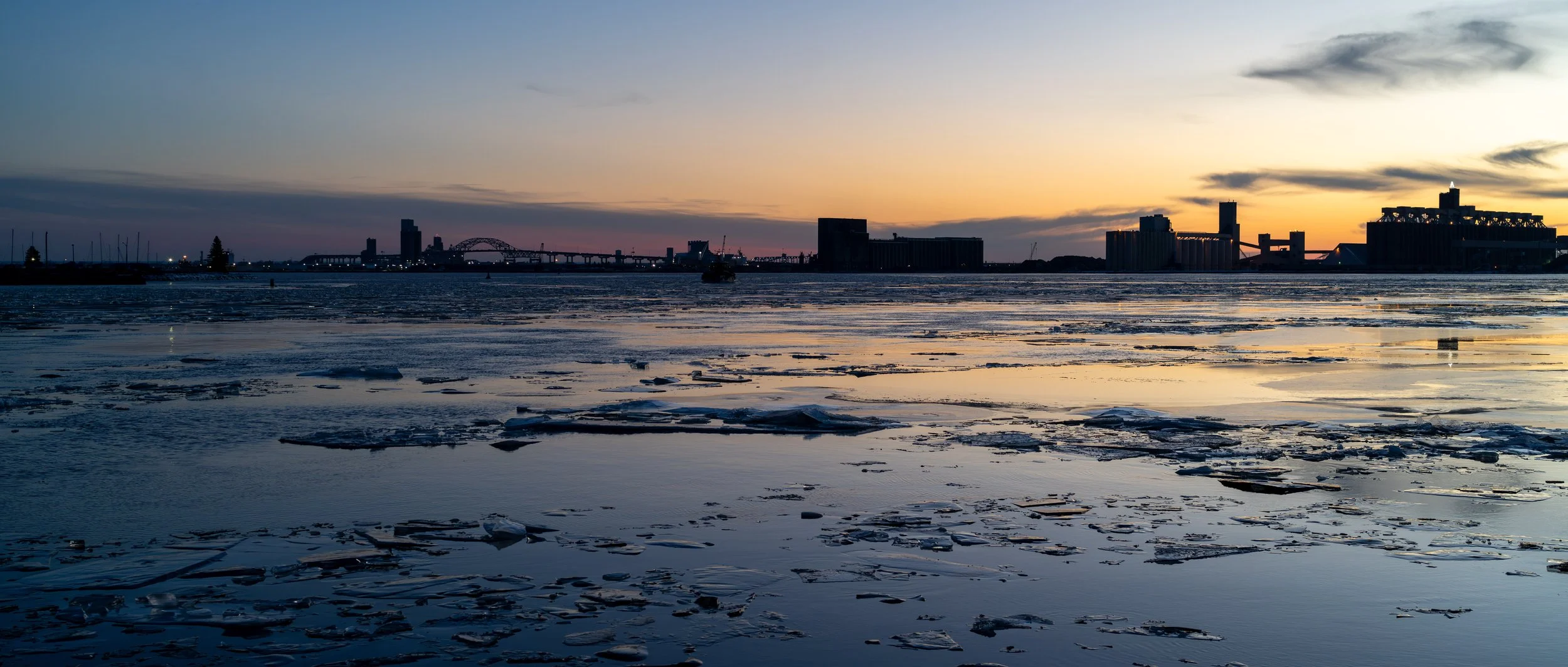 Evening at the harbor