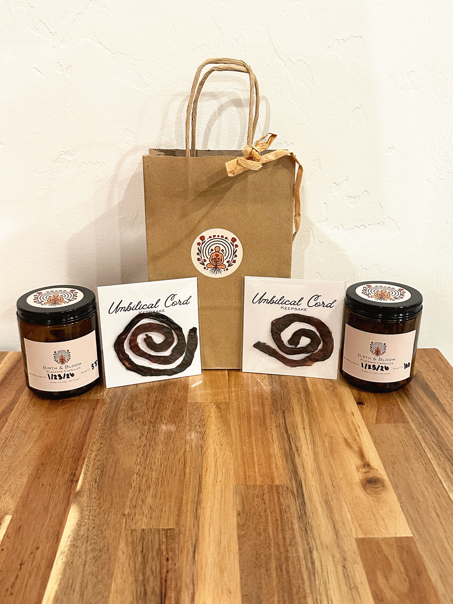 Twin umbilical cord keepsakes. Twin placenta capsules. Placenta encapsulation Tucson, AZ. Elise Smith, Birth & Bloom placenta encapsulation