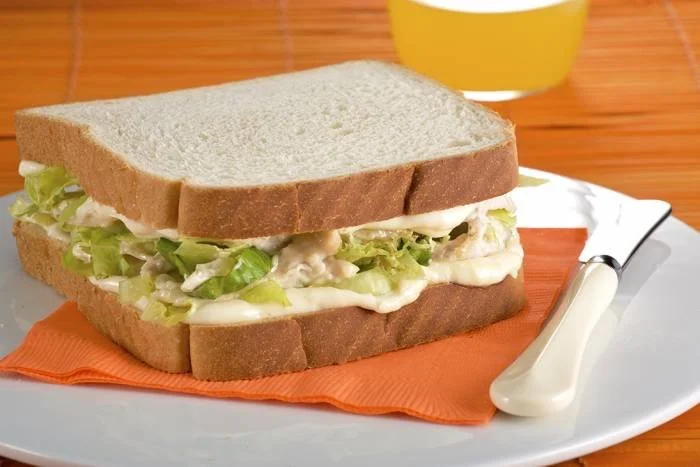 sandwich de pollo