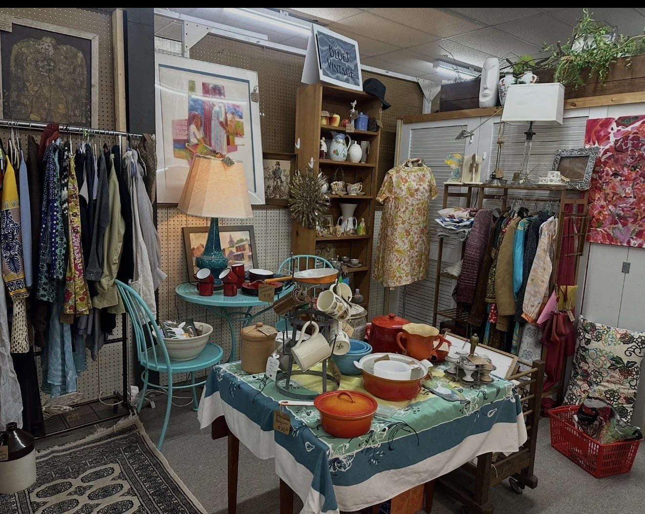 vintage+goods+bluejamkes.jpeg