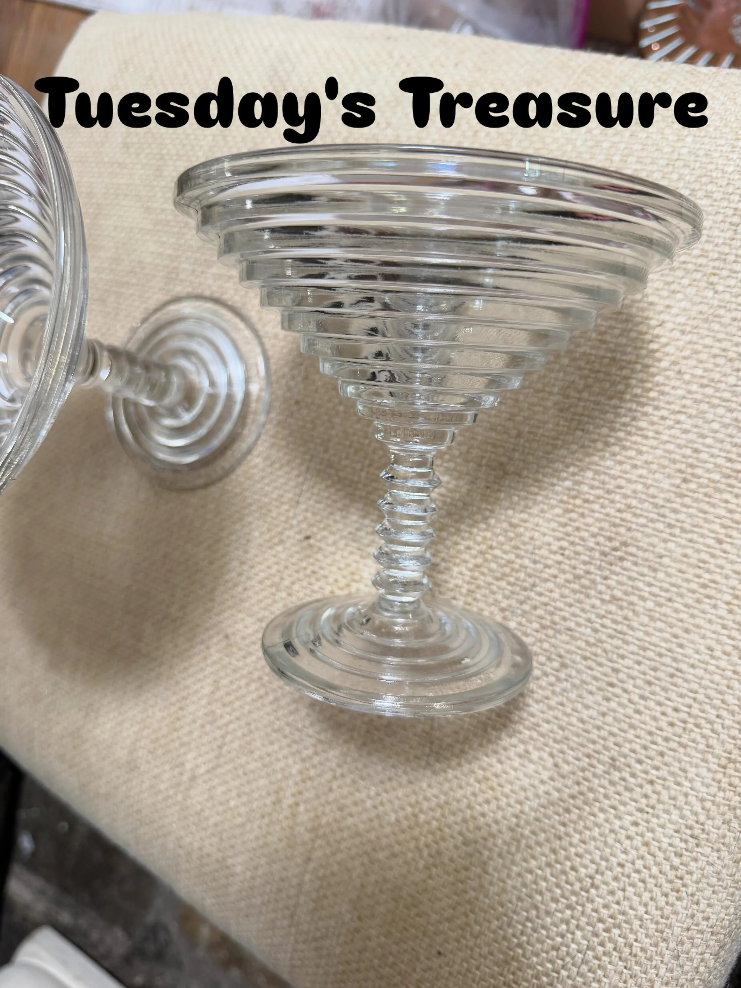 Vintage Anchor Hocking Manhattan Pattern Compote Layered Martini Glass 1938-1943
#vintageglassware #decoglam