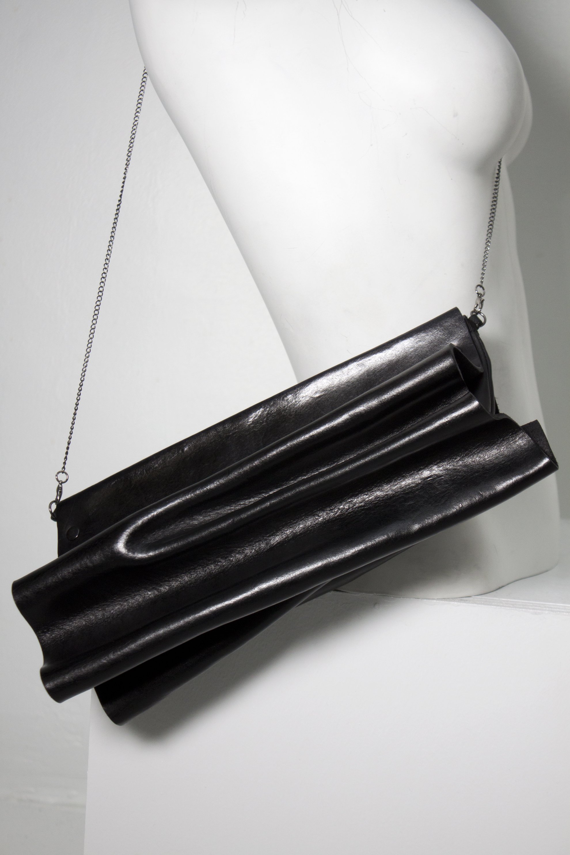 Eleen Halvorsen_LEATHER BAG 8.JPG