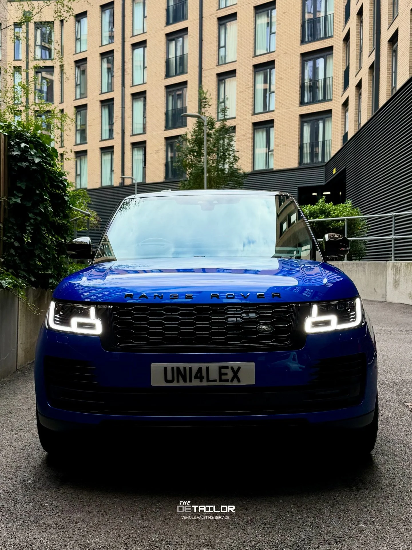 Pure luxury, perfected 💎

This stunning Range Rover Autobiography just received our Premium Package &mdash; a full interior &amp; exterior deep clean finished with a 6-month ceramic coating for unmatched shine and protection 🛡️

Contact us for book
